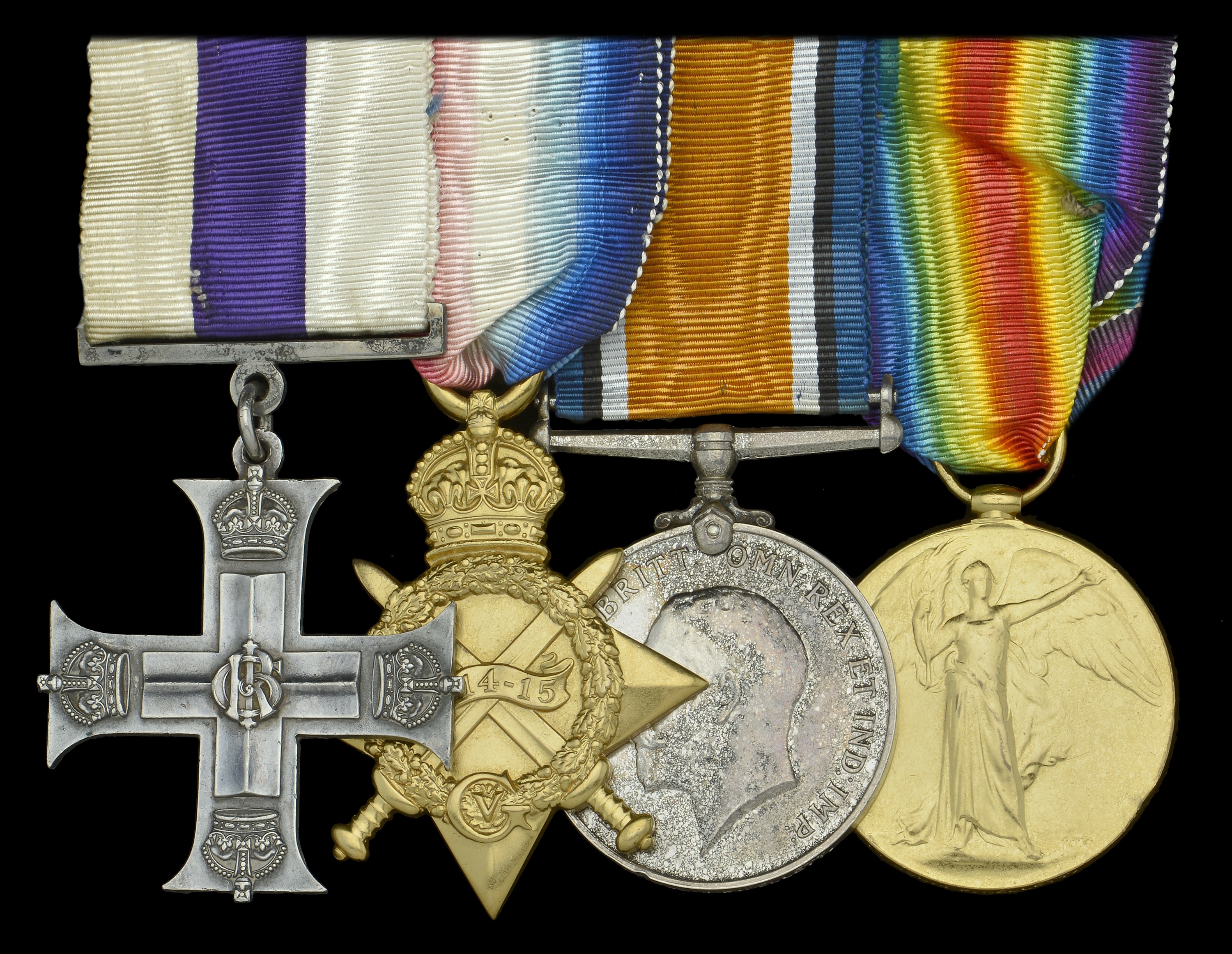 Groups and Single Decorations for Gallantry