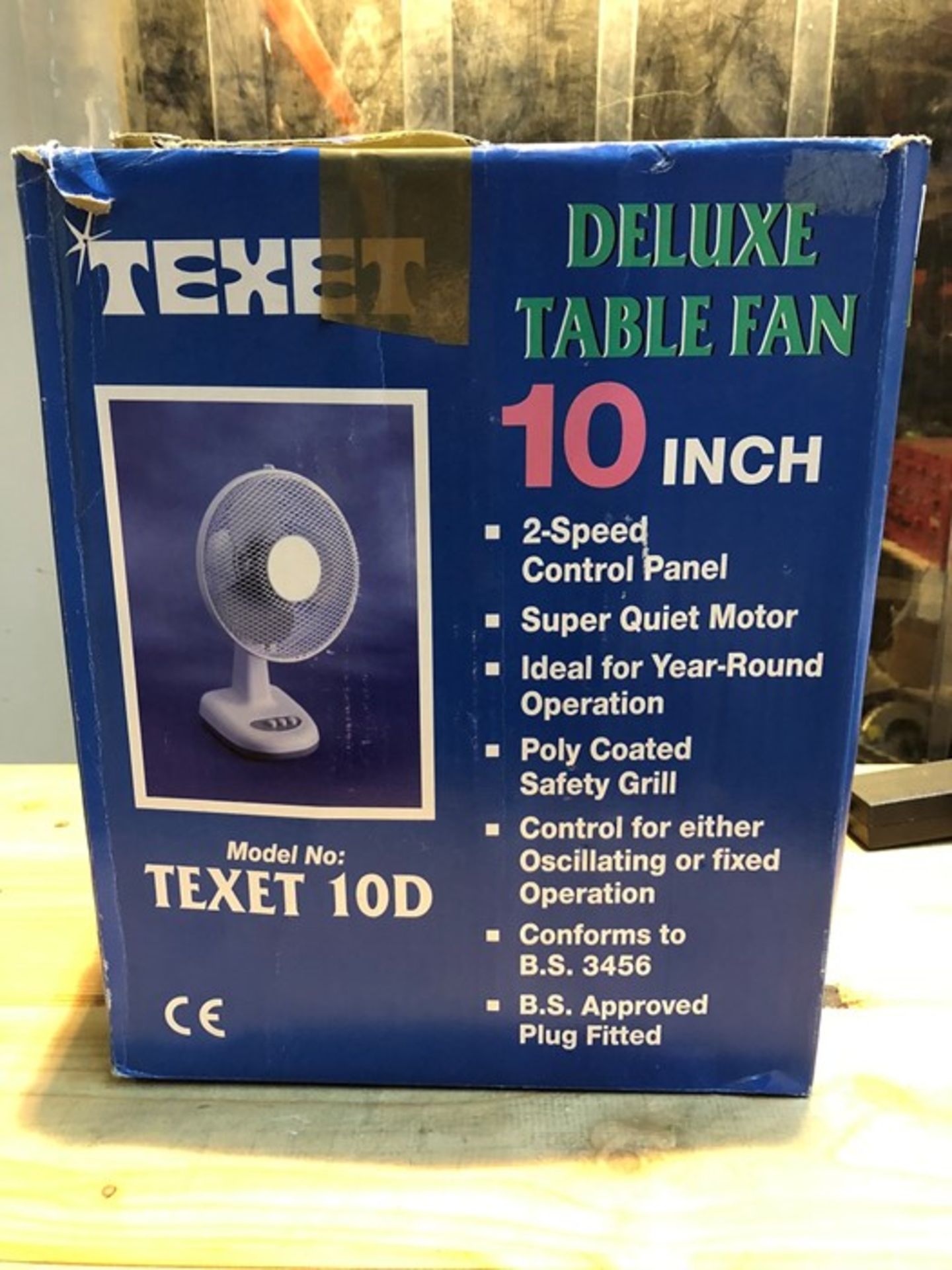 1 BOXED TEXET DELUXE 10 INCH TABLE FAN (PUBLIC VIEWING AVAILABLE)