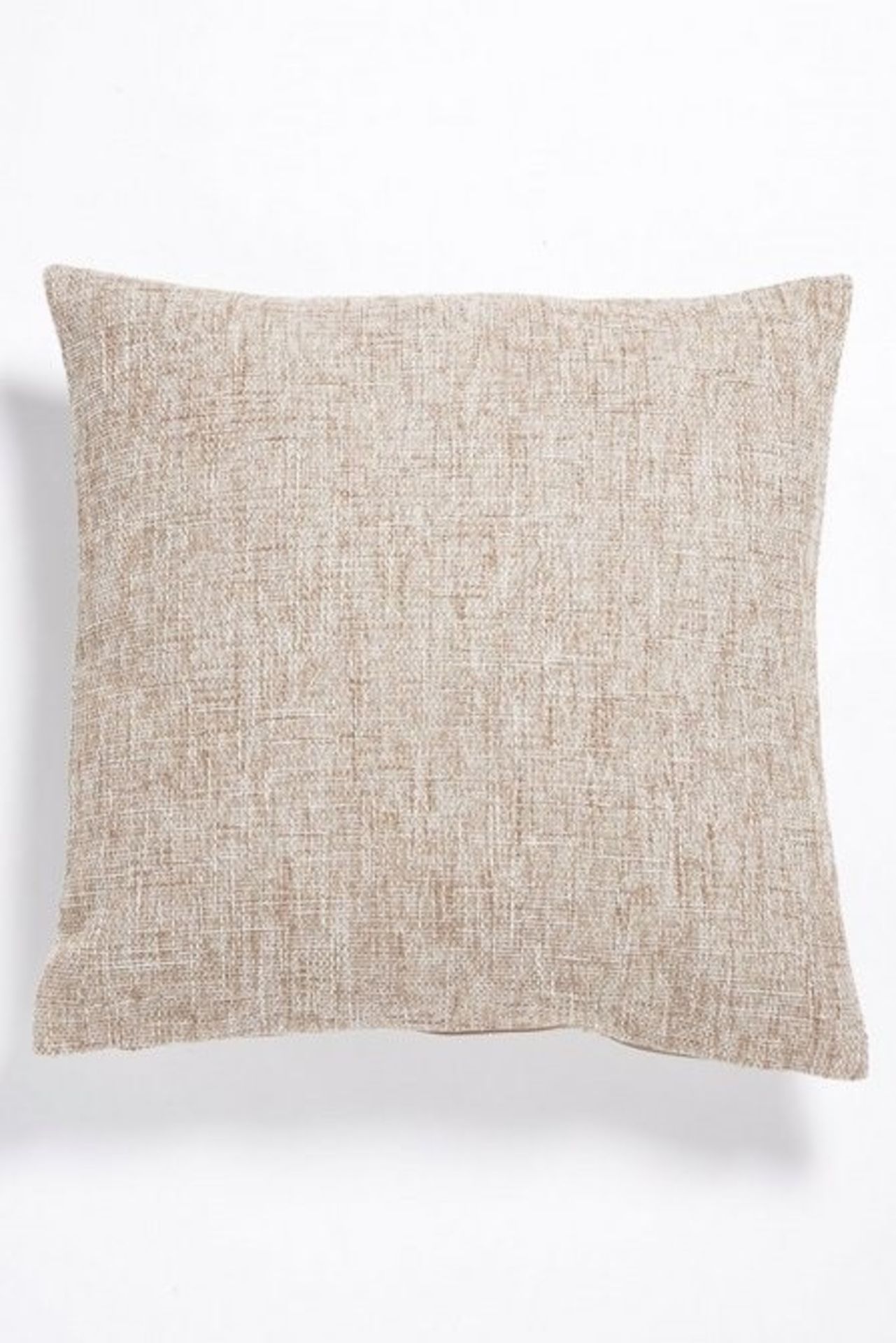 1 BAGGED NORI BOUCLE CUSHION COVER IN NATURAL (PUBLIC VIEWING AVAILABLE)