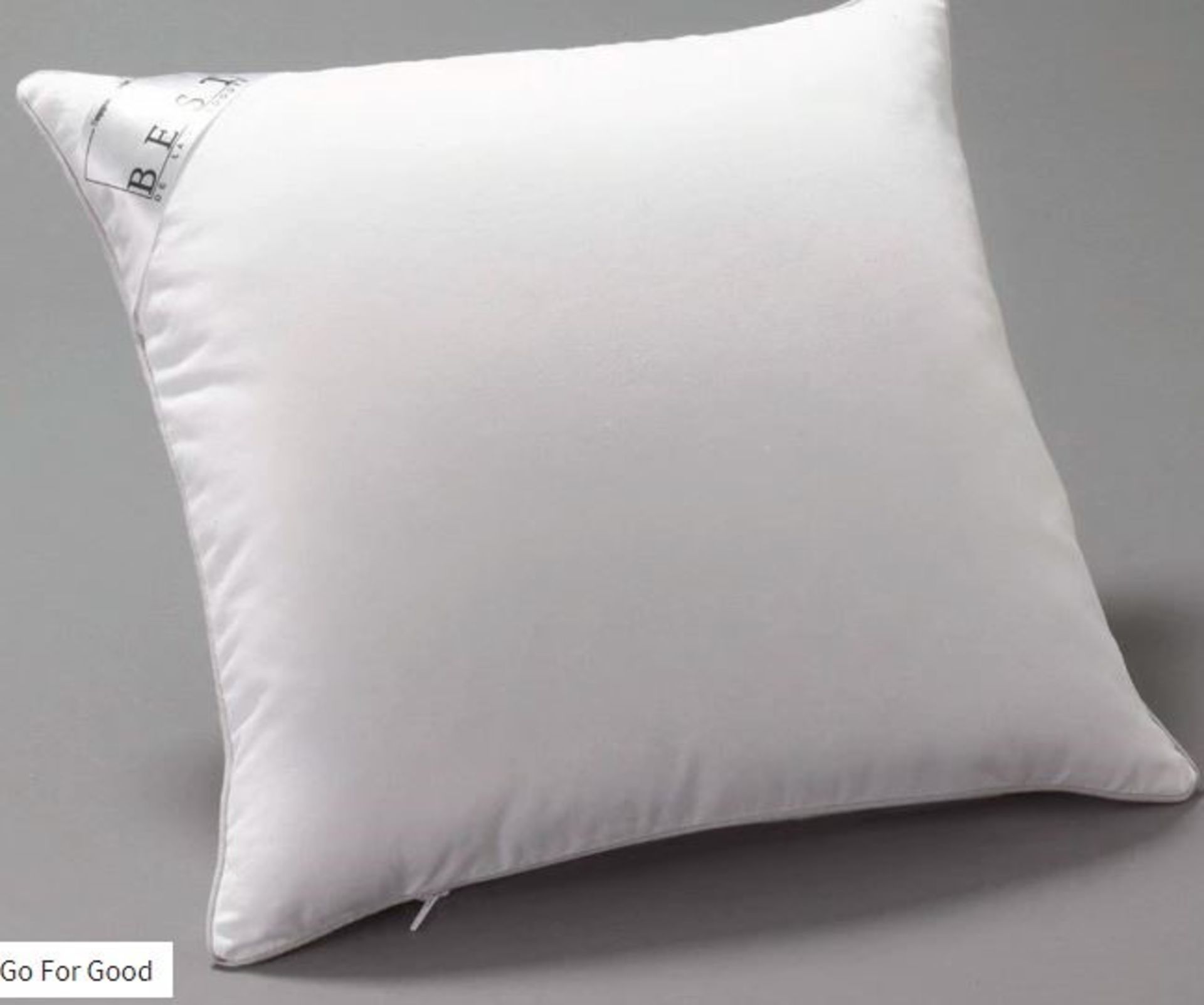 1 GRADE A BAGGED DESIGNER REVERIE BEST PRONEEM FOAM PILLOW IN WHITE / SIZE: 65 X 65CM / RRP £59.