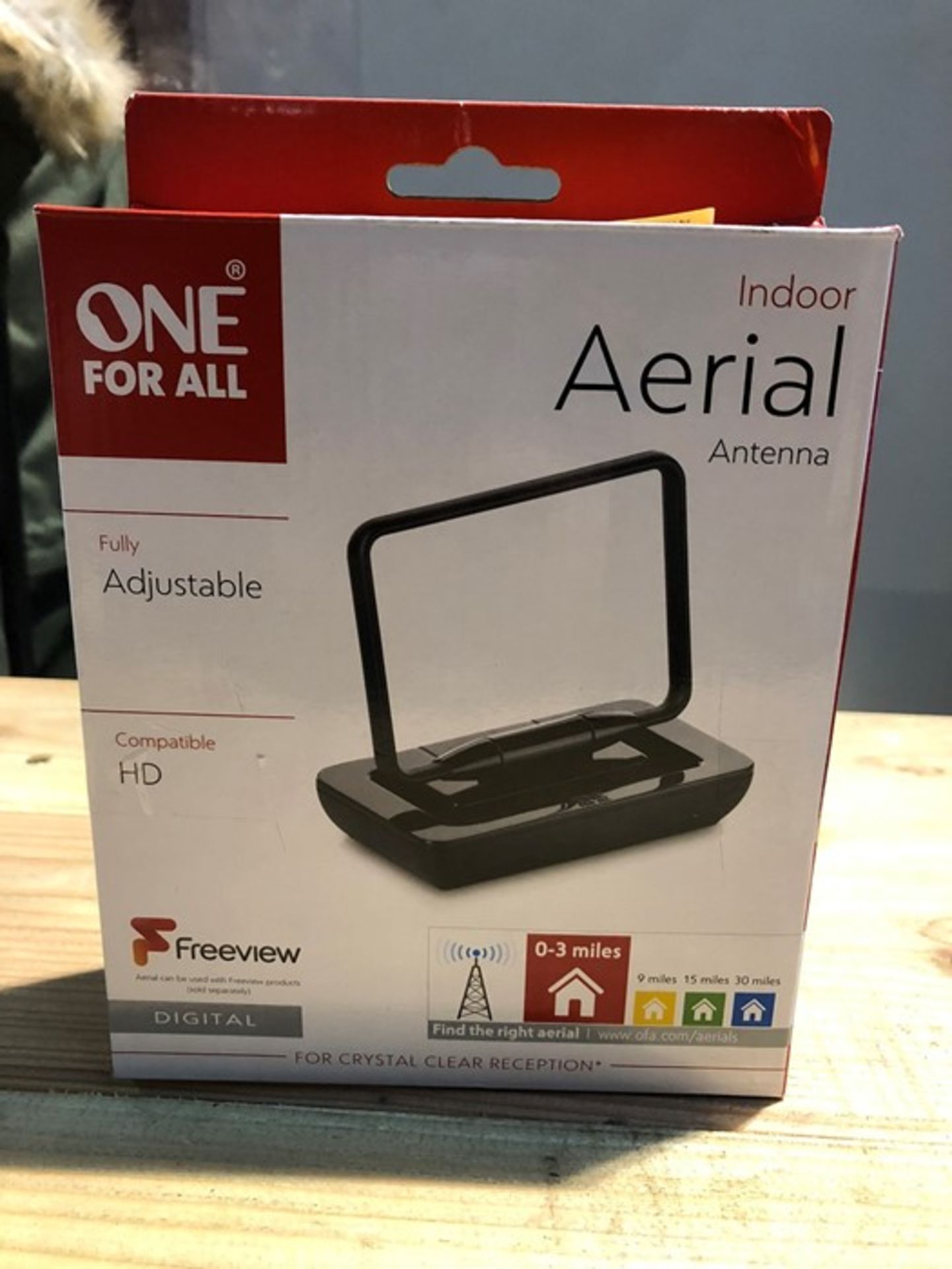 1 LOT TO CONTAIN 2 BOXED ONE FOR ALL ADJUSTABLE HD INDOOR AERIAL ANTENNA - SV9015 / RRP £26.58 /