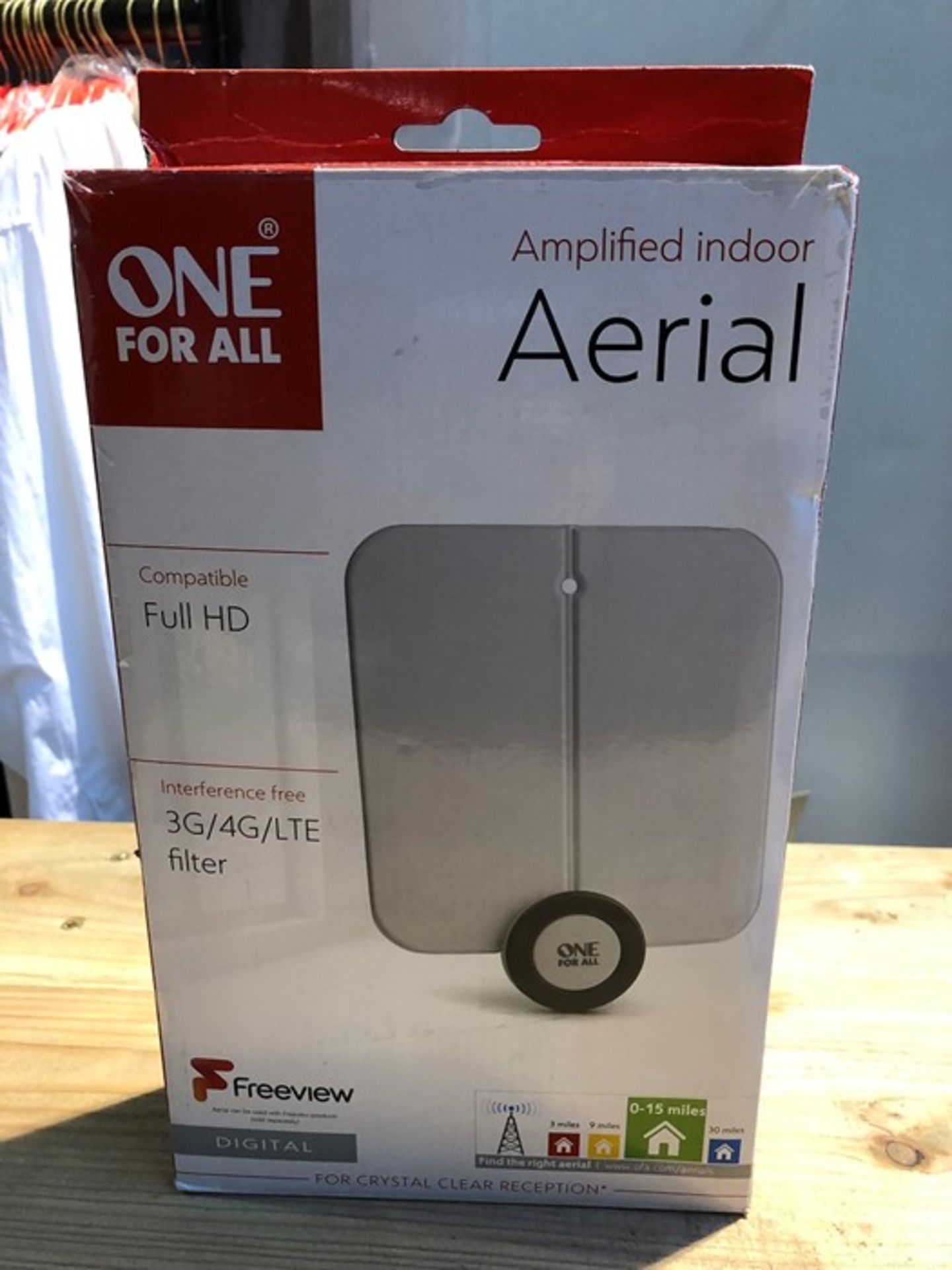 1 BOXED ONE FOR ALL FULL HD AMPLIFIED INDOOR AERIAL - SV9215 / BL - 9227 (PUBLIC VIEWING AVAILABLE)