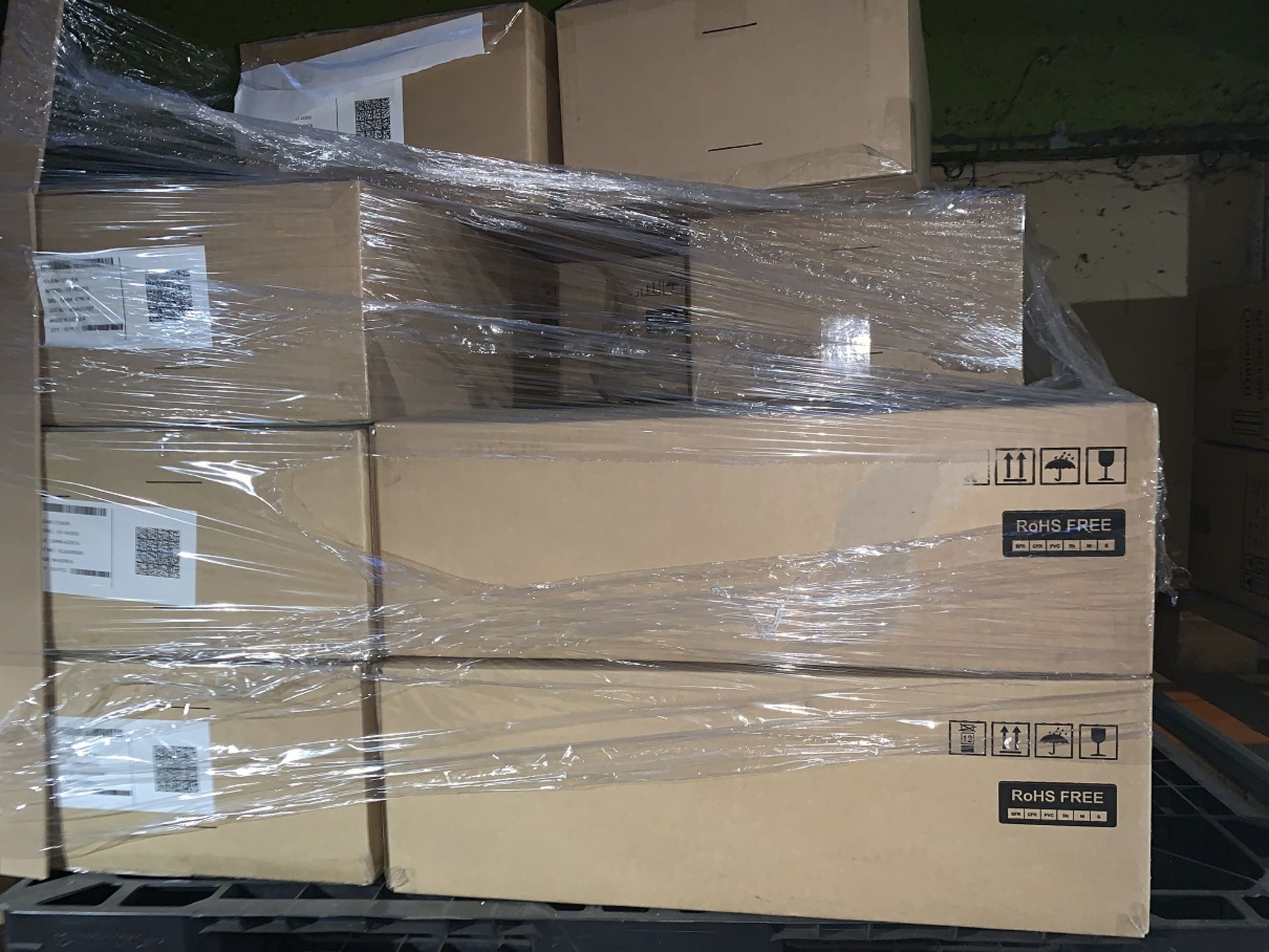 1 LOT TO CONTAIN 13 BOXES OF CLEAR SAMSUNG S6 PHONE CASES / EACH BOX CONTAINS 50 CASES (PUBLIC