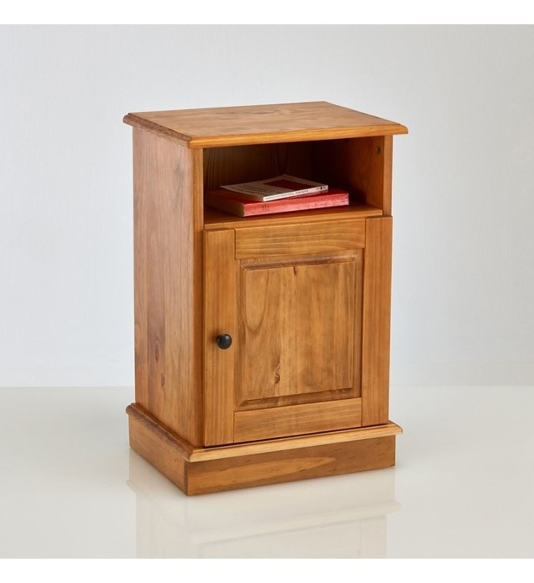 1 GRADE B BOXED DESIGNER AUTHENTIC STYLE WAXED SOLID PINE 1 DOOR BEDSIDE TABLE / RRP £140.00 (PUBLIC