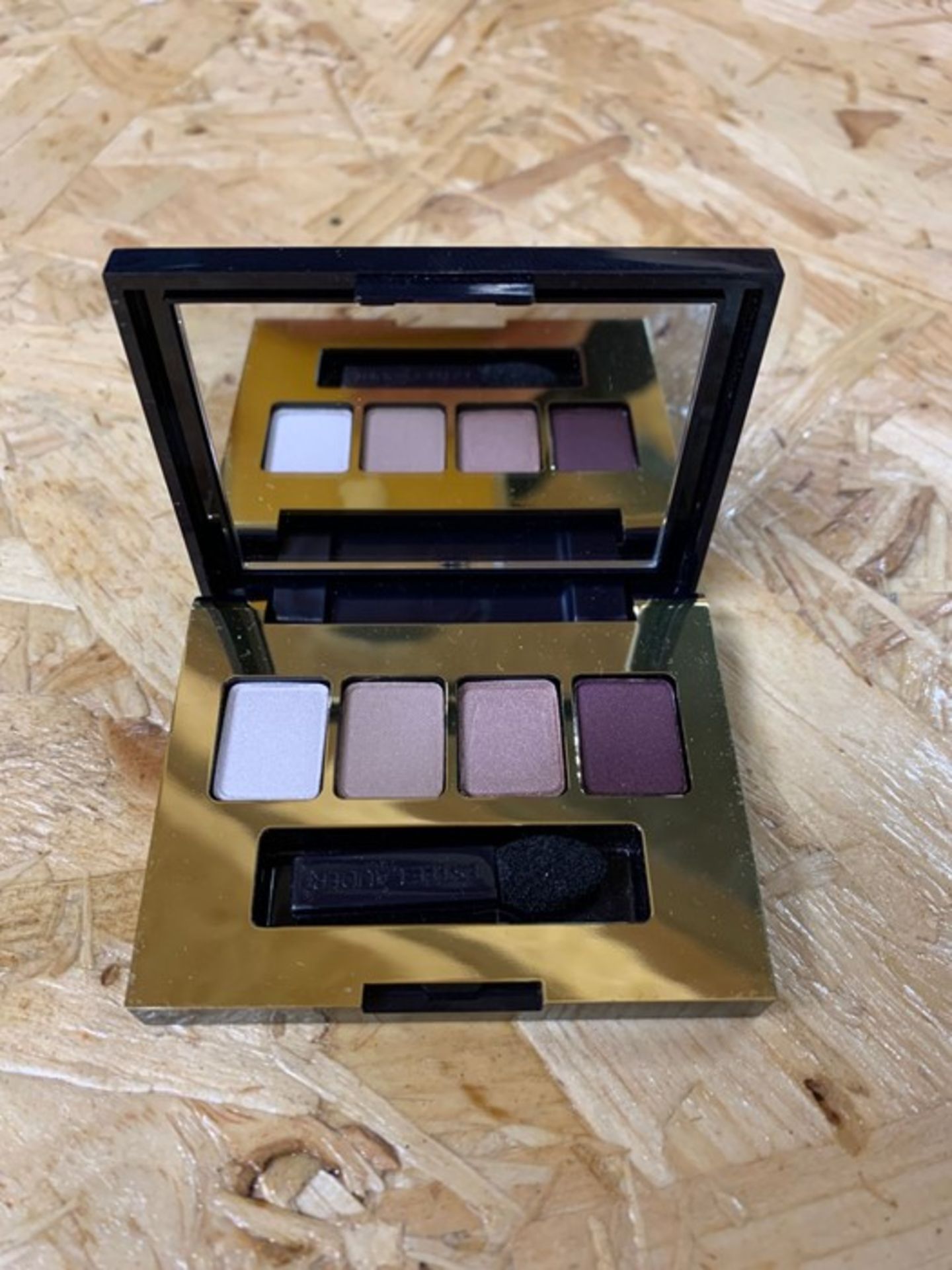 1 x ESTEE LAUDER PURE COLOUR ENVY SCULPTING EYE SHADOW QUAD RRP £36