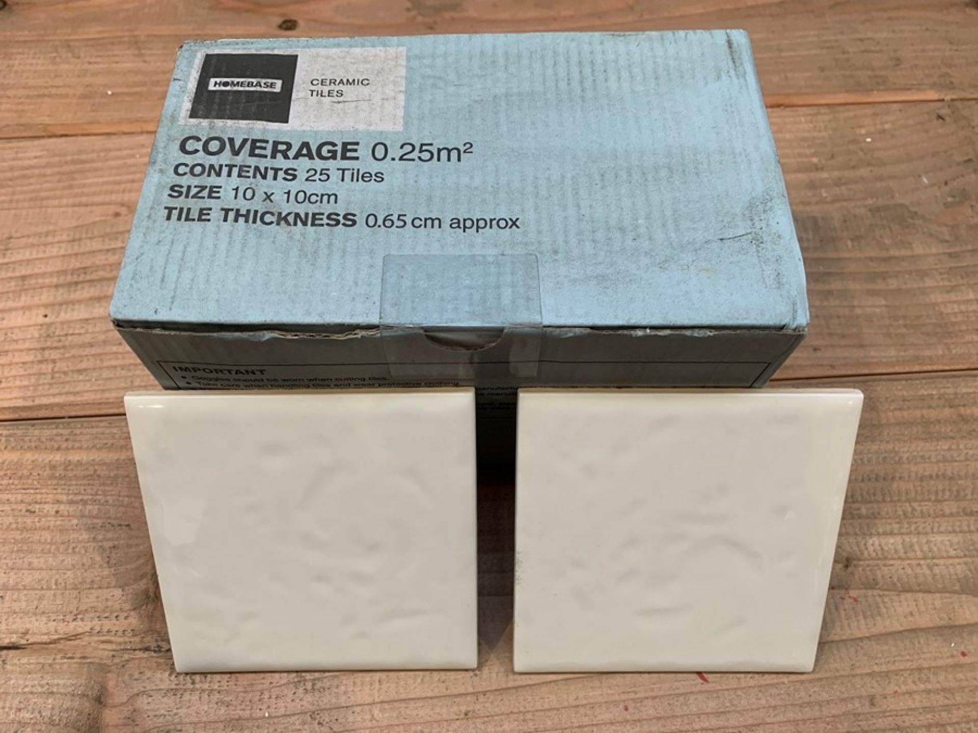 1 LOT TO CONTAIN 200 (APPROX) BOXES OF HOMEBASE COTSWOLDS CERMAIC TILES IN BUTTERMILK GLOSS /