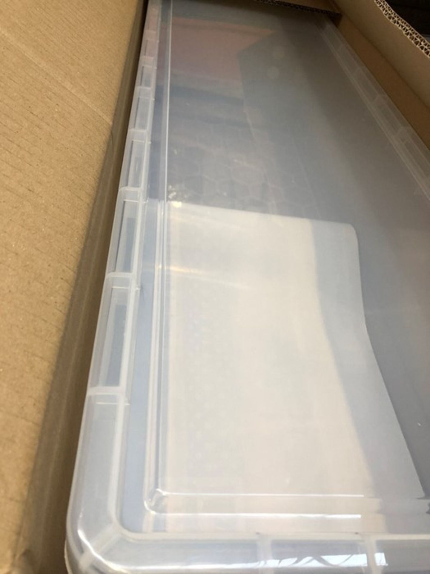 1 BOXED LONG 22L CLEAR PLASTIC STORAGE BOX (PUBLIC VIEWING AVAILABLE)