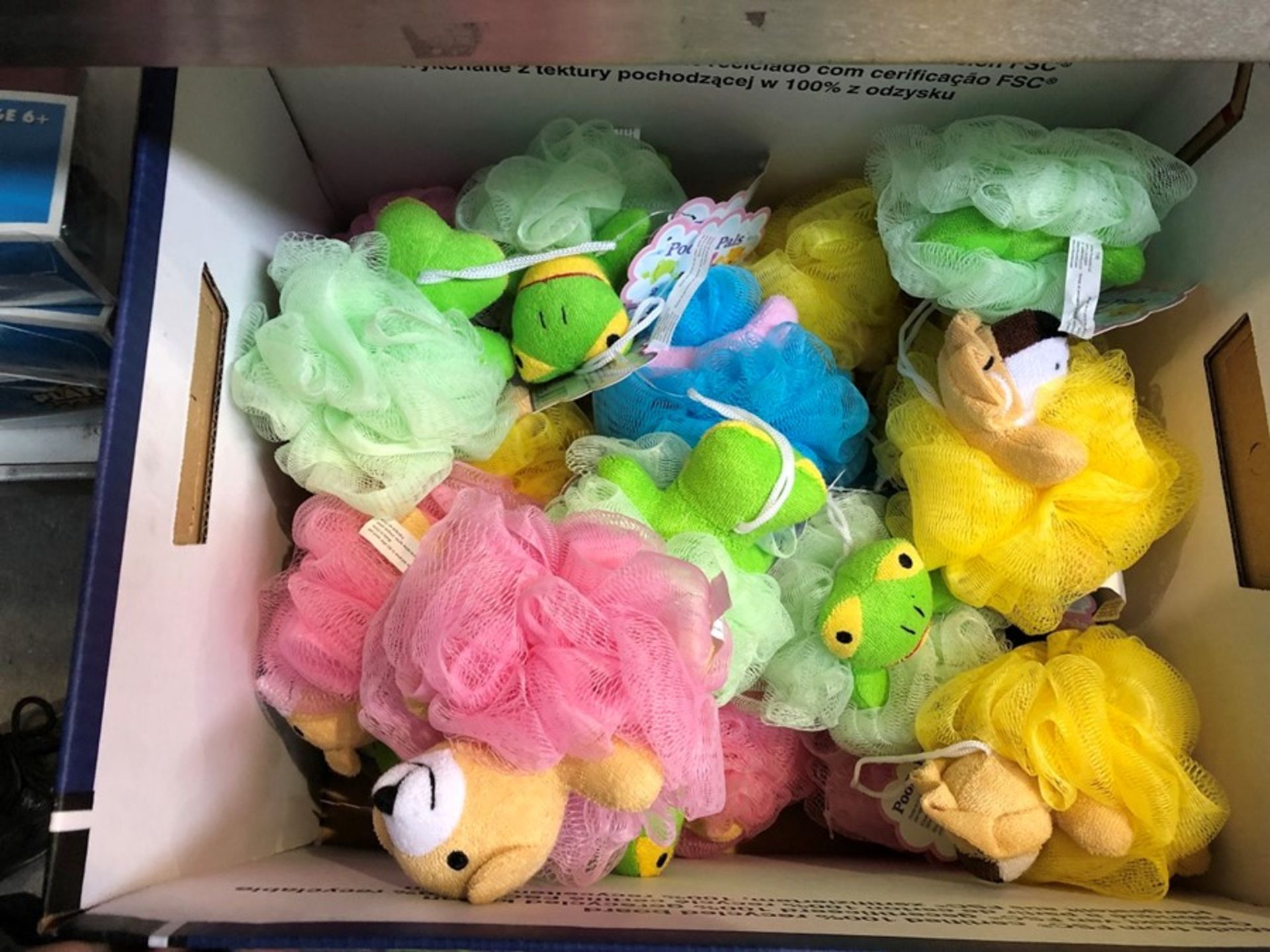 1 LOT TO CONTAIN AN ASSORTMENT OF POOFIE PALS BATH CLEANING TOY PUBLIC VIEWING AVAILABLE & HIGHLY