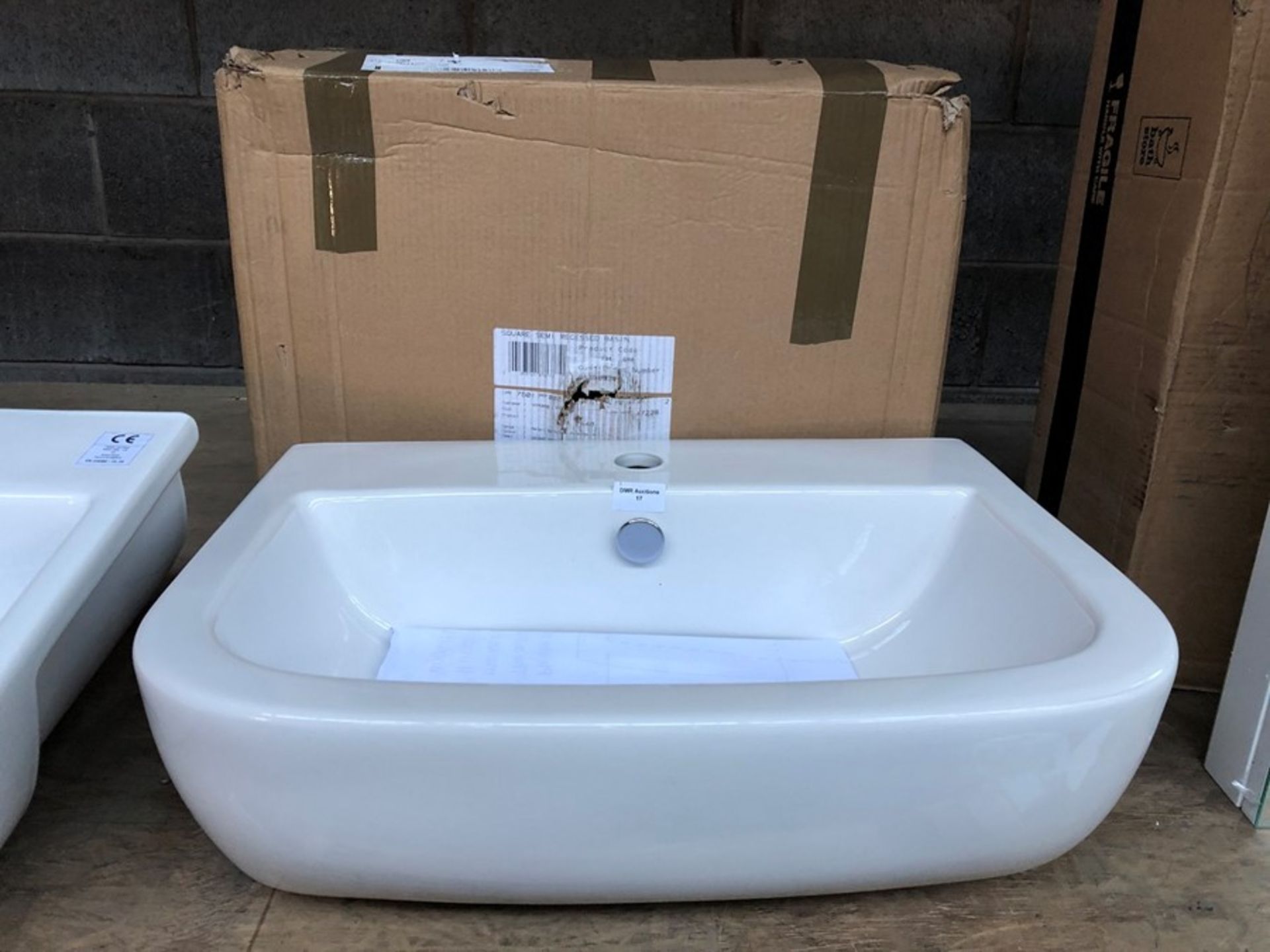 MODERN 560MM SEMI RECESSED CERAMIC BASIN WITH WORKTOP TEMPLATE RRP £165