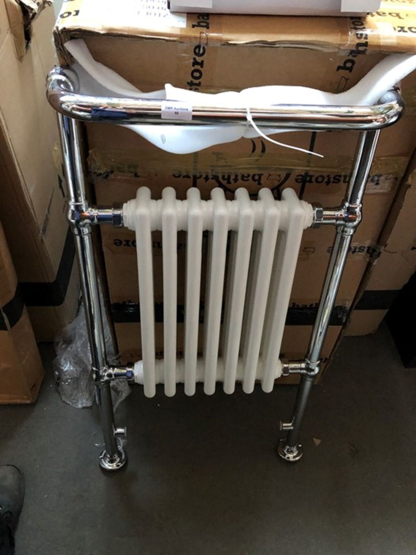HIGH QUALITY PORTLAND BALL JOINTED TRADITIONAL RADIATOR. 510 X 598MM RRP £695