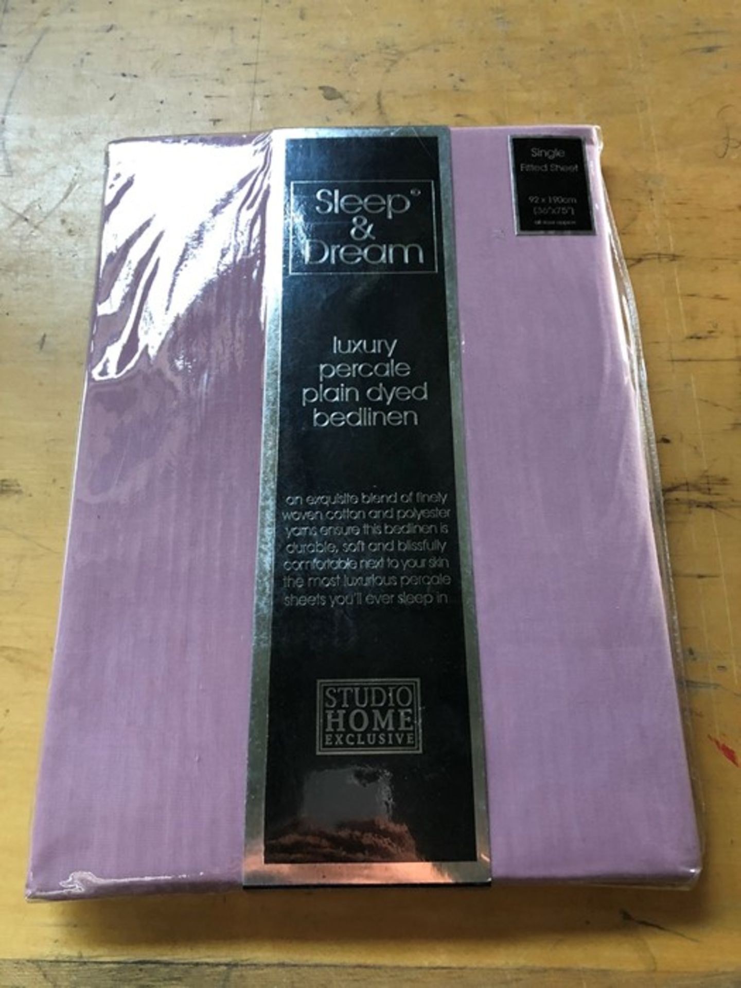 1 SLEEP AND DREAM LUXURY PERCALE PLAIN DYED FITTED SHEET - DUSKY PINK / SIZE: 36 X 75"