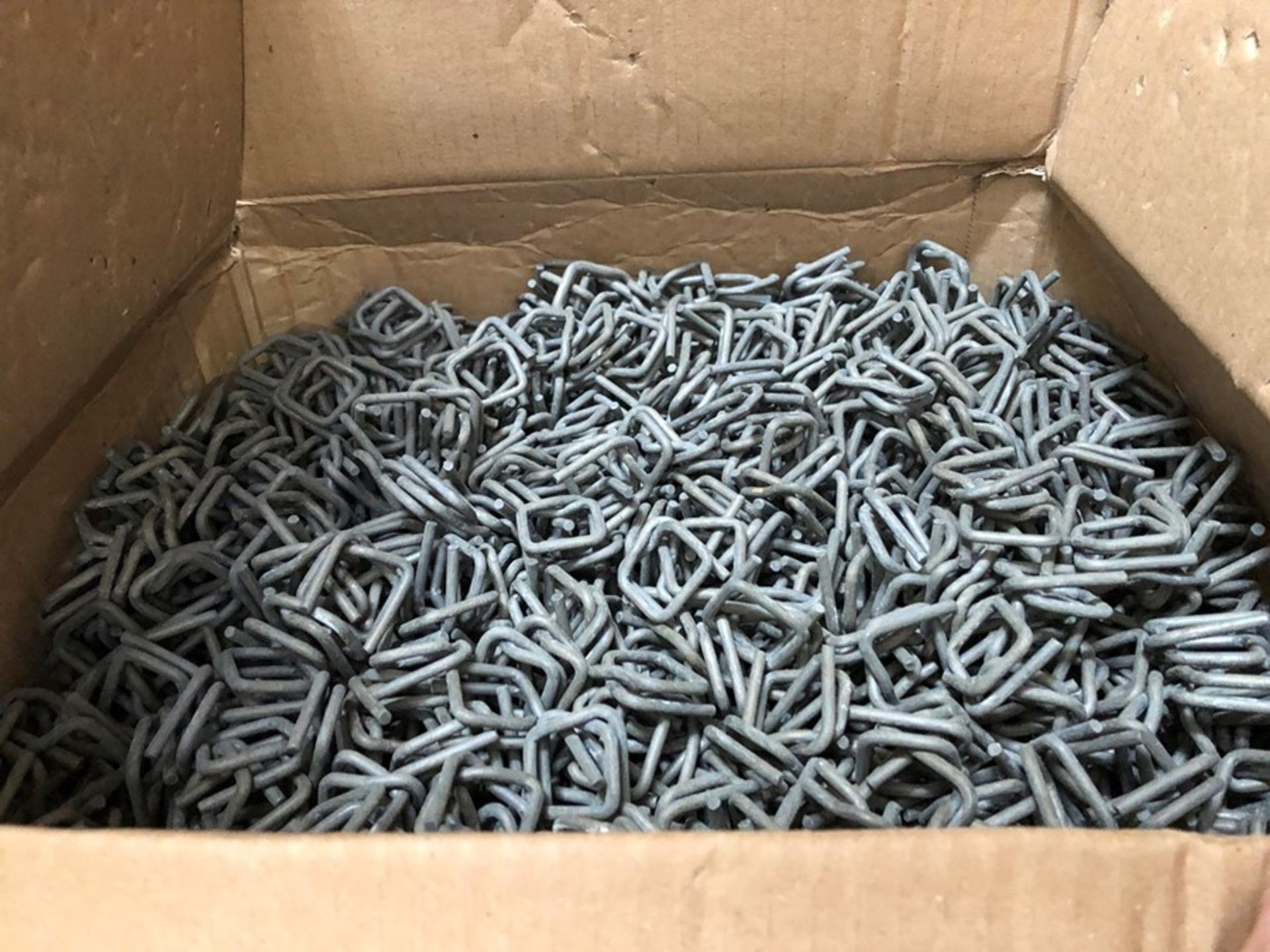 1 LOT TO CONTAIN 2 BOXED SETS CONTAINING 12MM PHOSPHATED BUCKLES - 1000 PER BOX (SOLD AS SEEN)