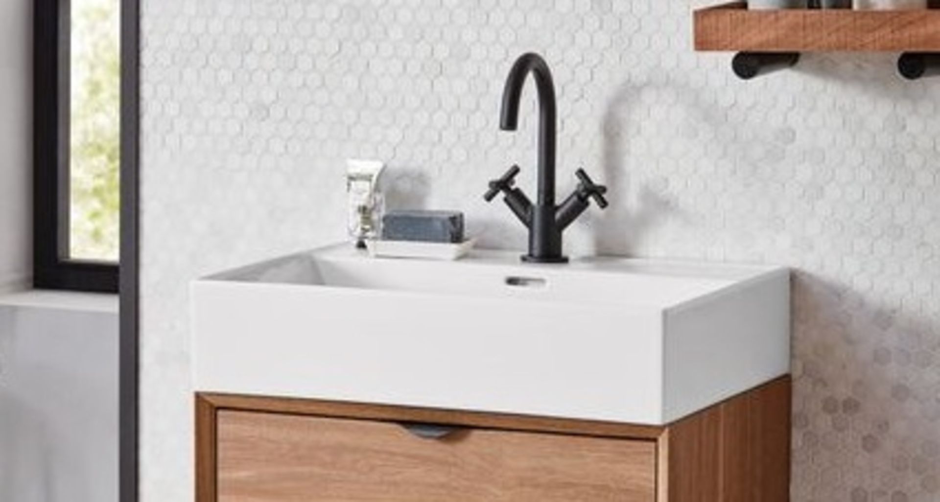 NOIR 600 VENETO CERAMIC BASIN. 610X460X120. RRP £495