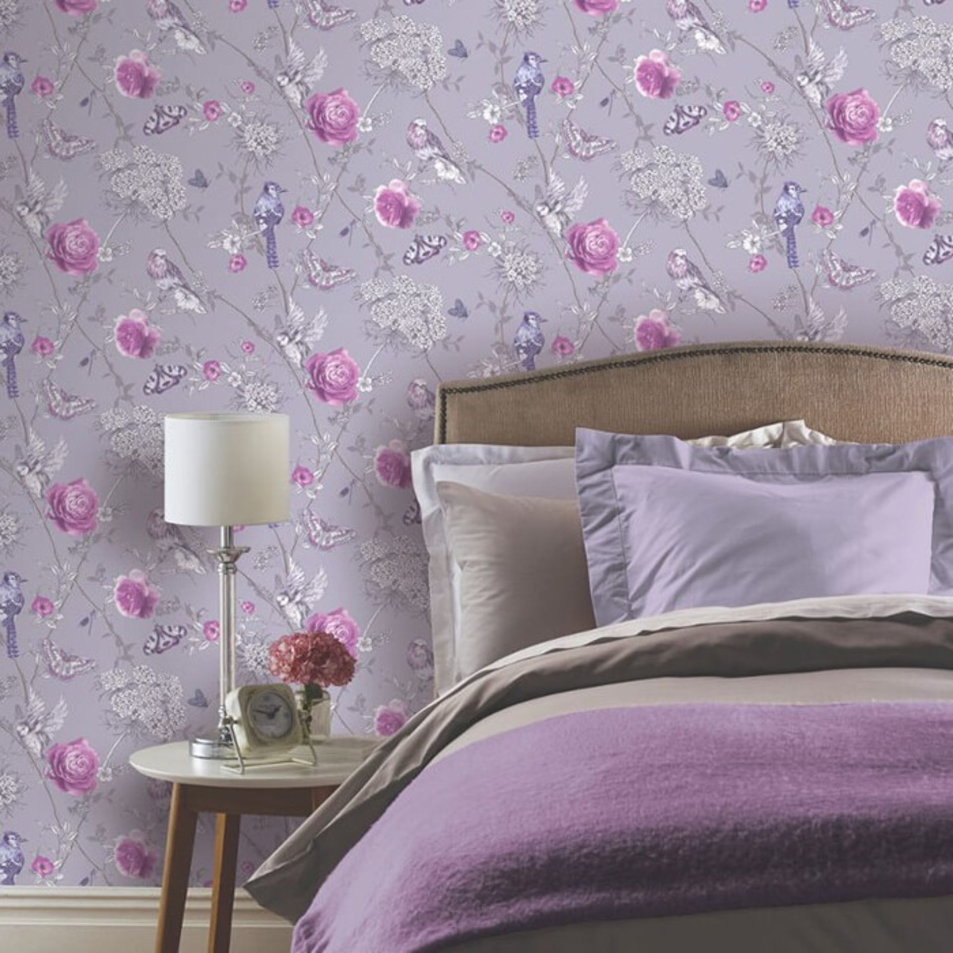 1 LOT TO CONTAIN 3 AS NEW ROLLS ARTHOUSE PARADISE GARDEN GLITTER WALLPAPER IN LILAC - 692404 /