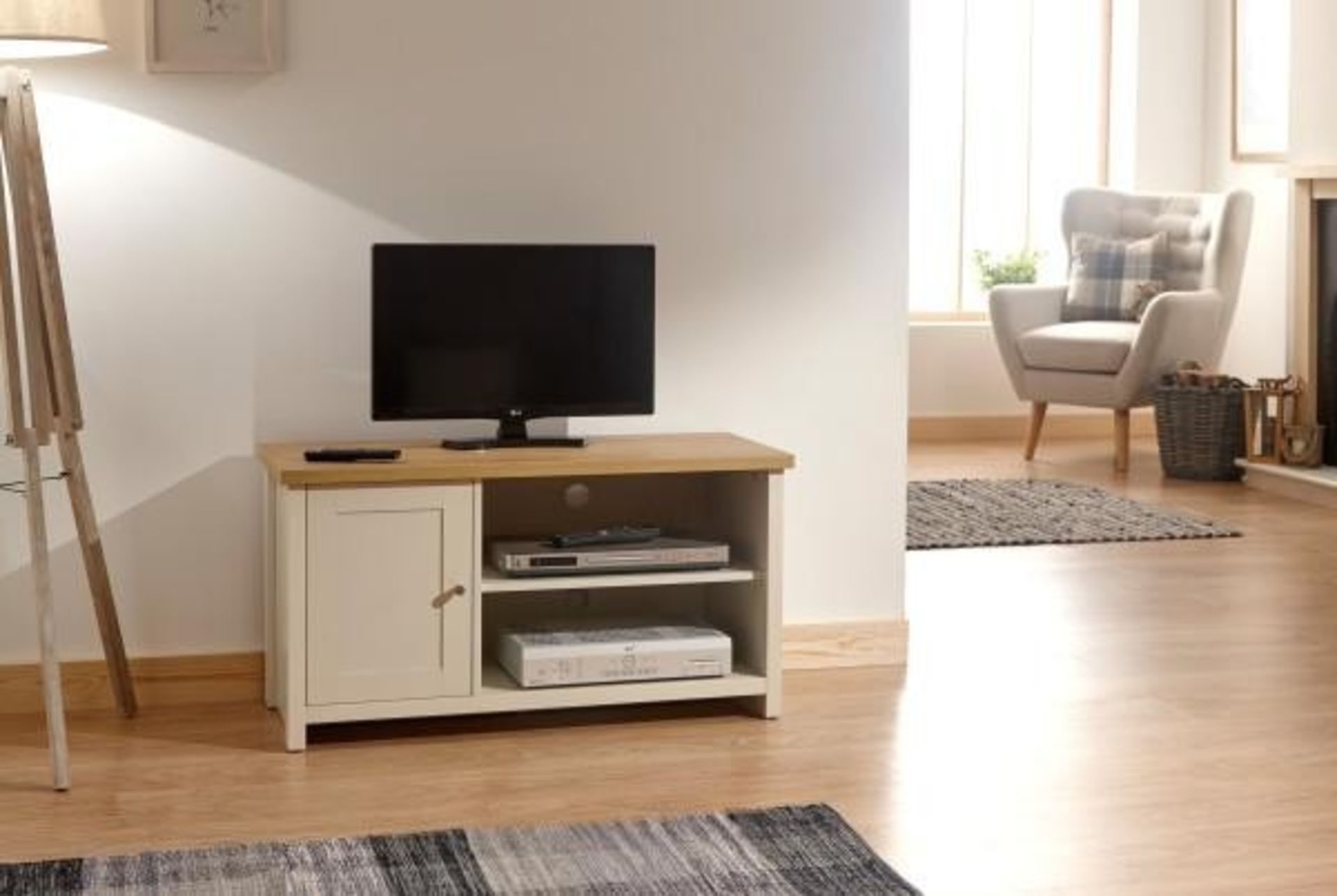 1 BOXED LANCASTER SMALL TV CABINET IN CREAM