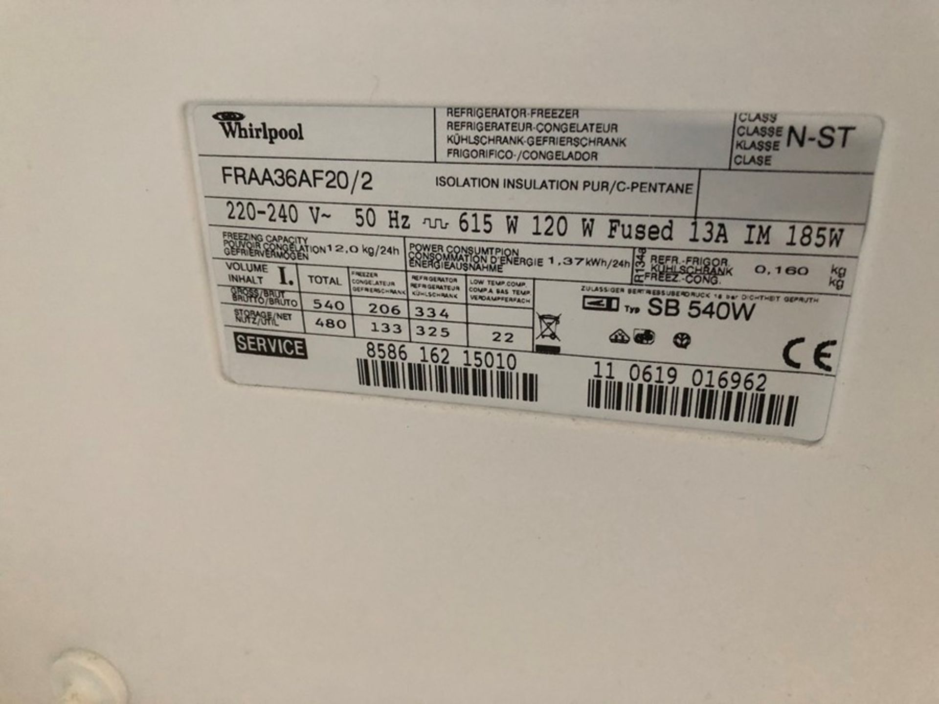 1 WHIRLPOOL FRIDGE FREEZER - FRAA36AF20/2 / CONDITION REPORT: USED, SCUFFED IN VARIOUS PLACES. PANEL - Image 4 of 4