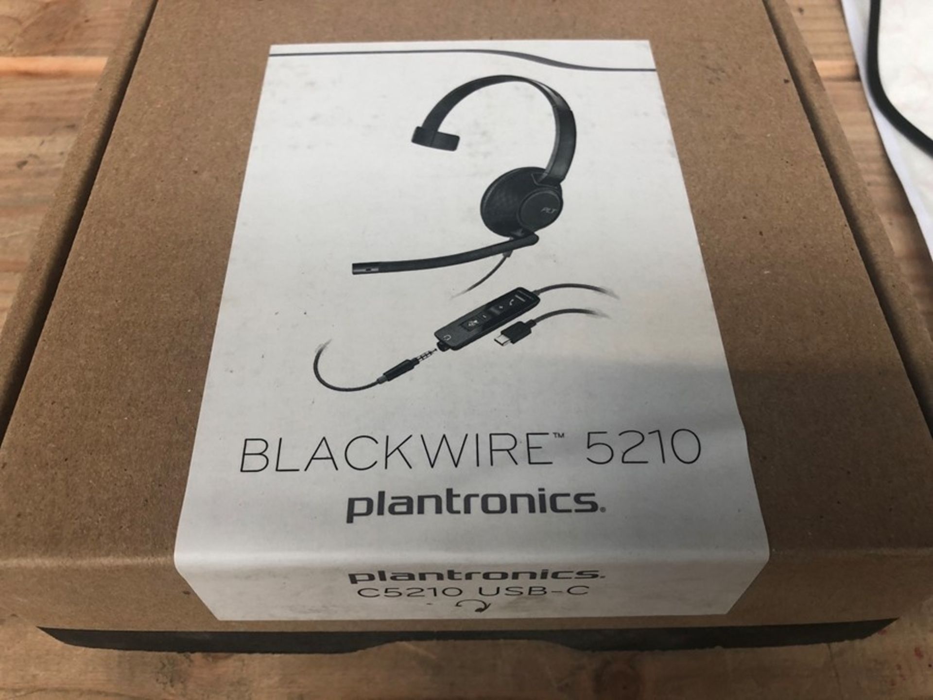 1 BOXED BLACKWIRE 5210 WIRED HEADSET