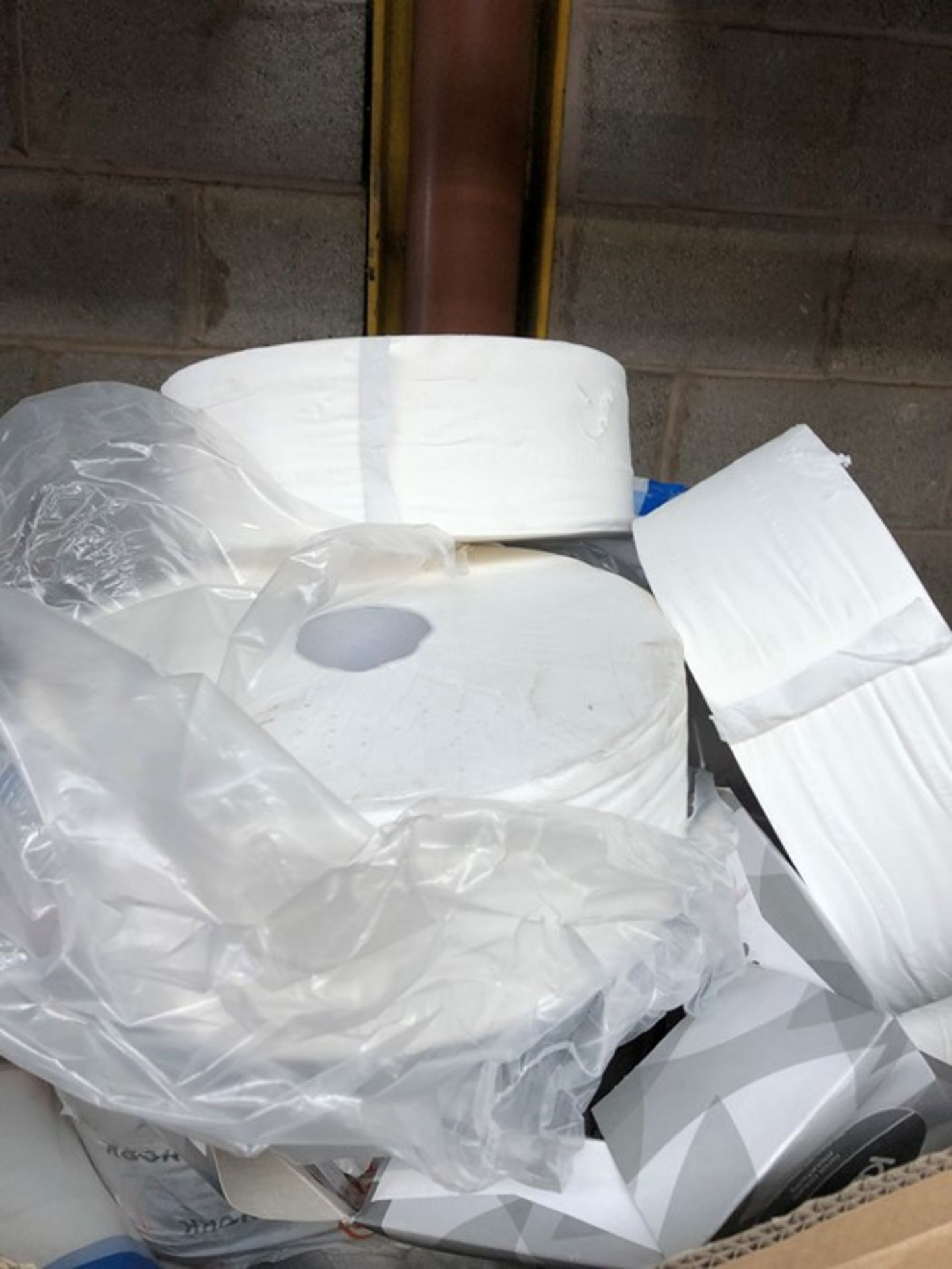 1 LOT TO CONTAIN A VERY LARGE ASSORTMENT OF TOILET PAPER AND PAPER HAND TOWELS - Image 2 of 2