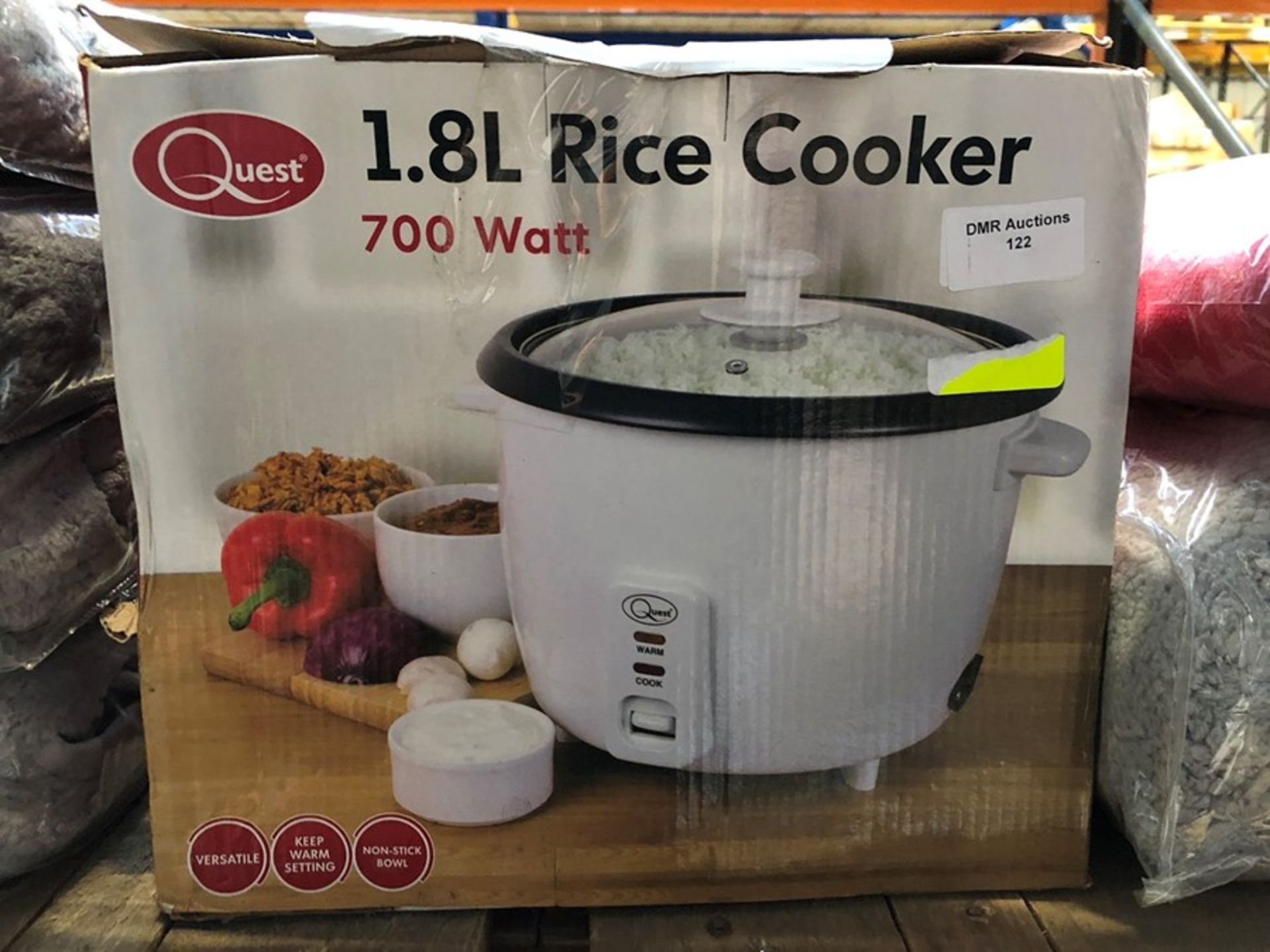 1 LOT TO CONTAIN 1 X BOXED QUEST 1.8L RICE COOKER IN WHITE (700W)