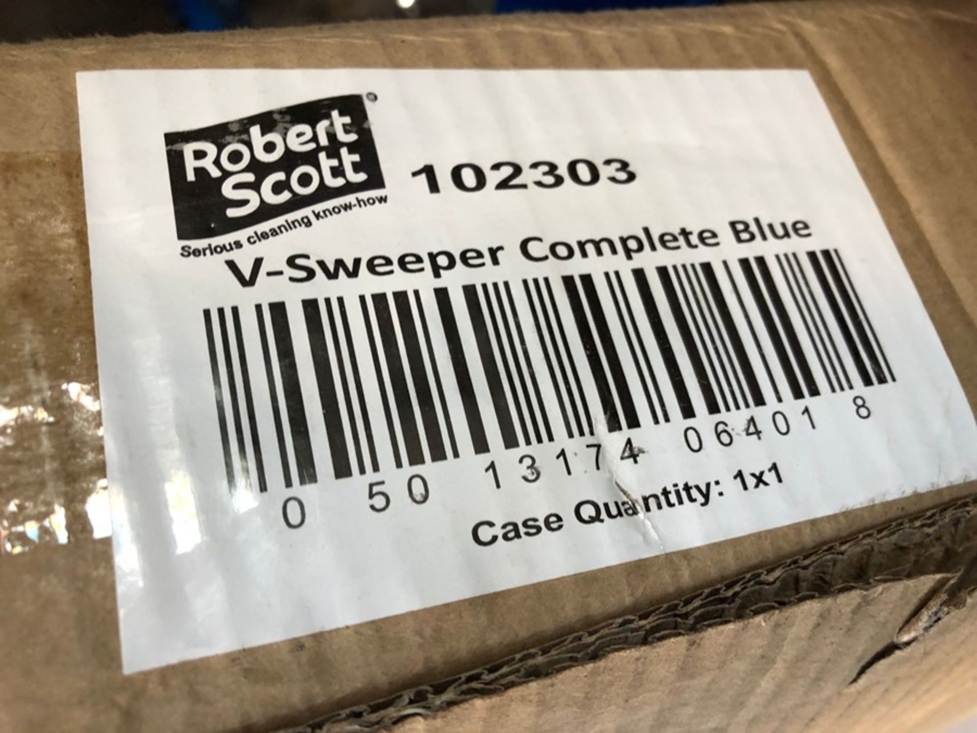 1 X BOXED V-SWEEPER COMPLETE BLUE