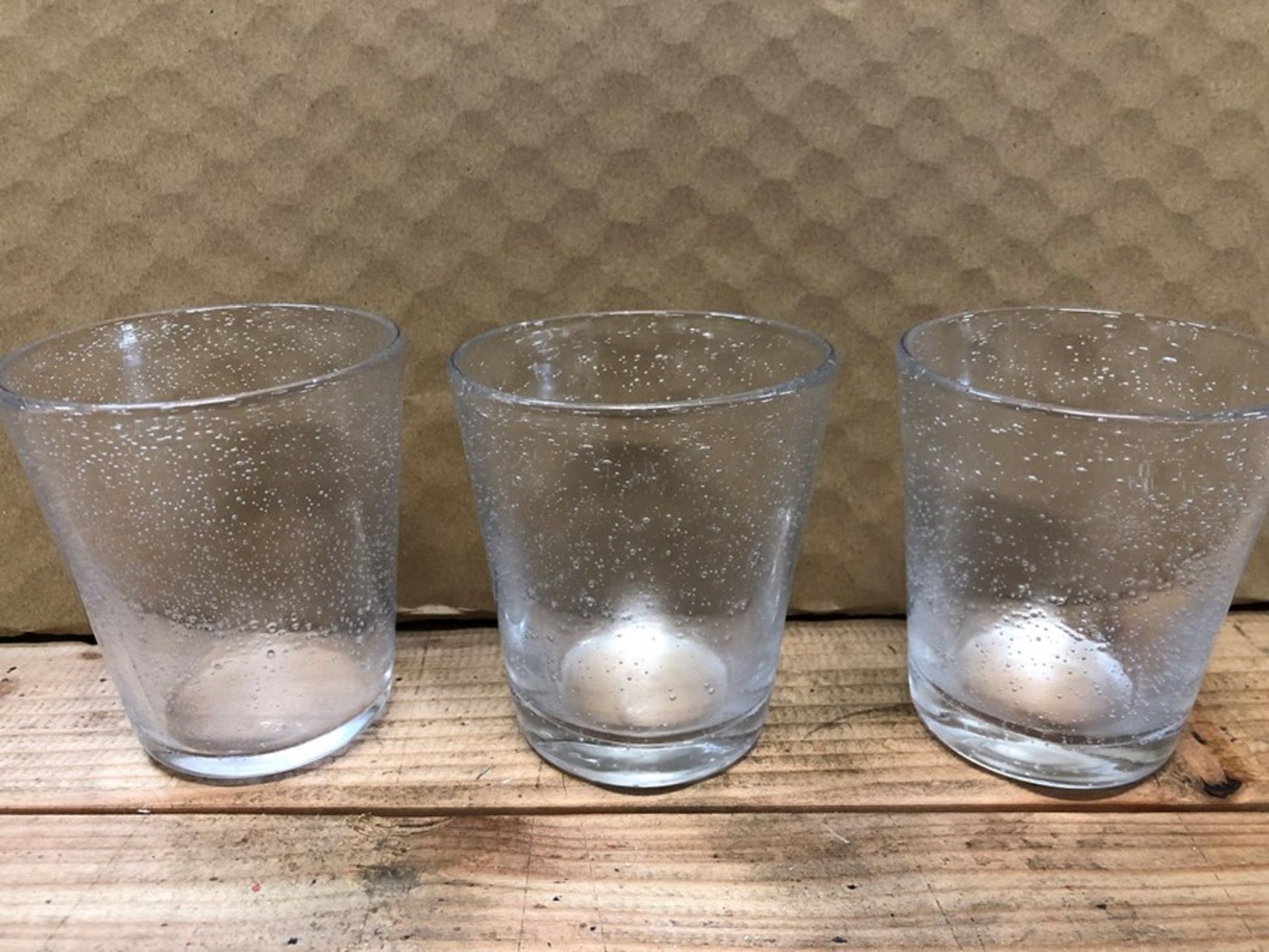 1 LOT TO CONTAIN 1 SET OF 3 BOXED FERAJI BUBBLE EFFECT GLASSES