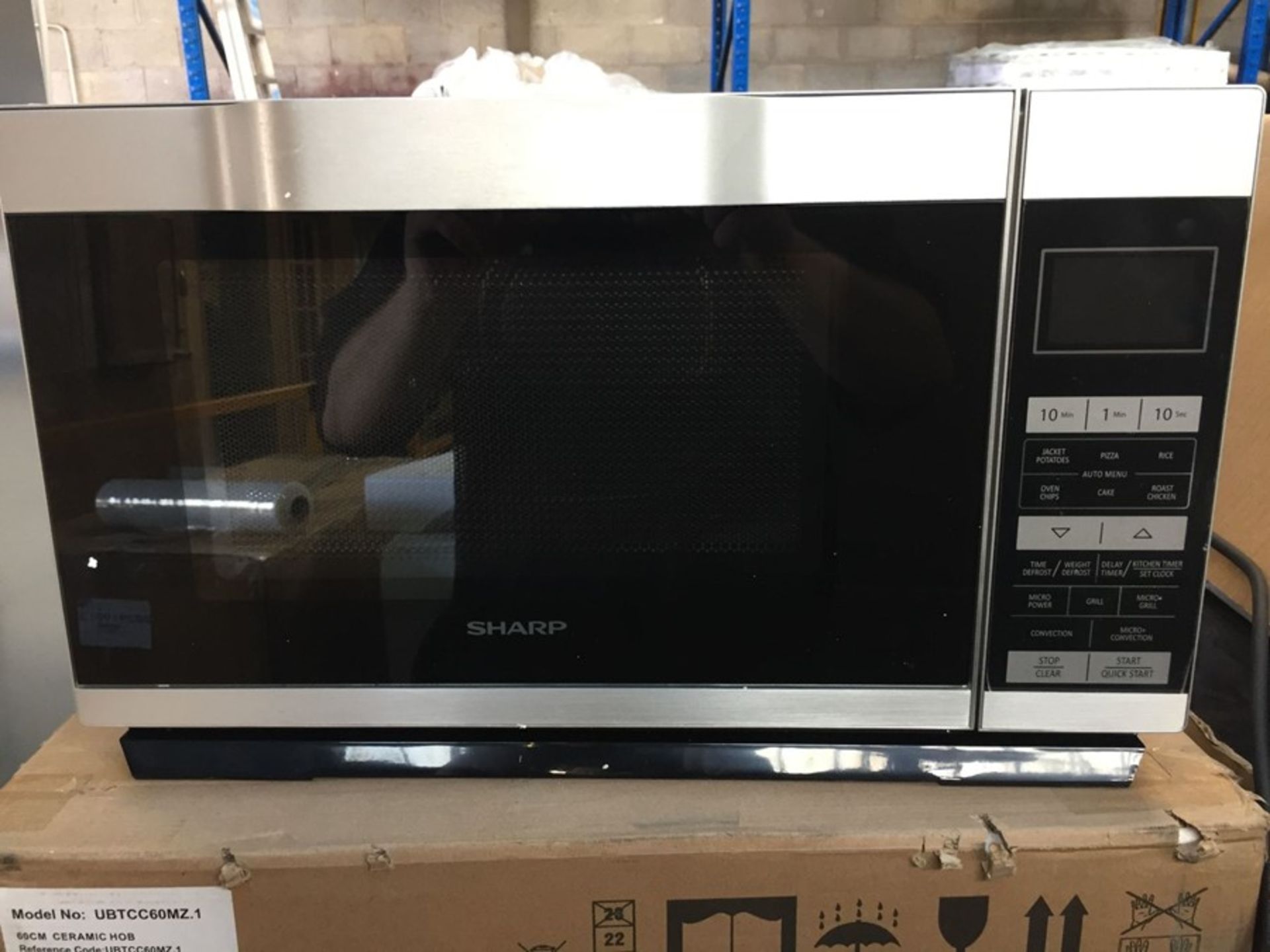 1 SHARP R861SLIM MICROWAVE OVEN / RRP £149.99 / CONDITION REPORT: IN ORIGINAL PACKAGING, VERY VERY