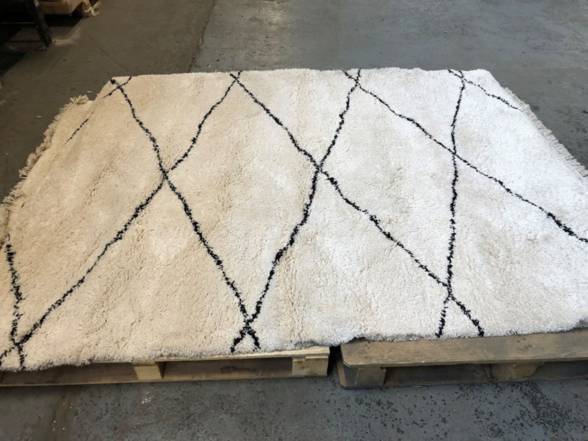 LA REDOUTE FATOUH BERBER STYLE RUG