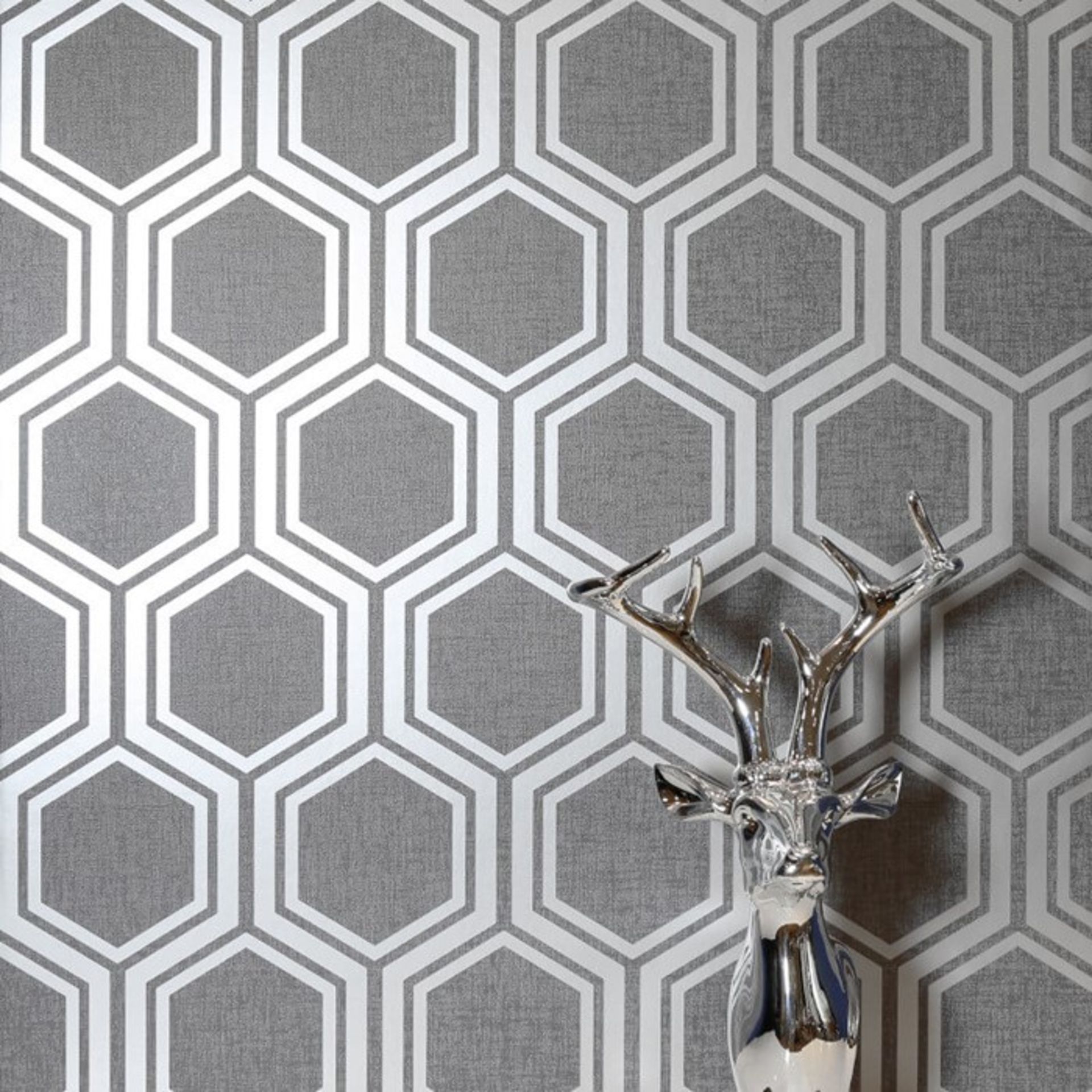 1 BOXED TO CONTAIN 12 ROLLS AS NEW ARTHOUSE LUXE HEXAGON GUNMETAL & SILVER WALLPAPER - 906601