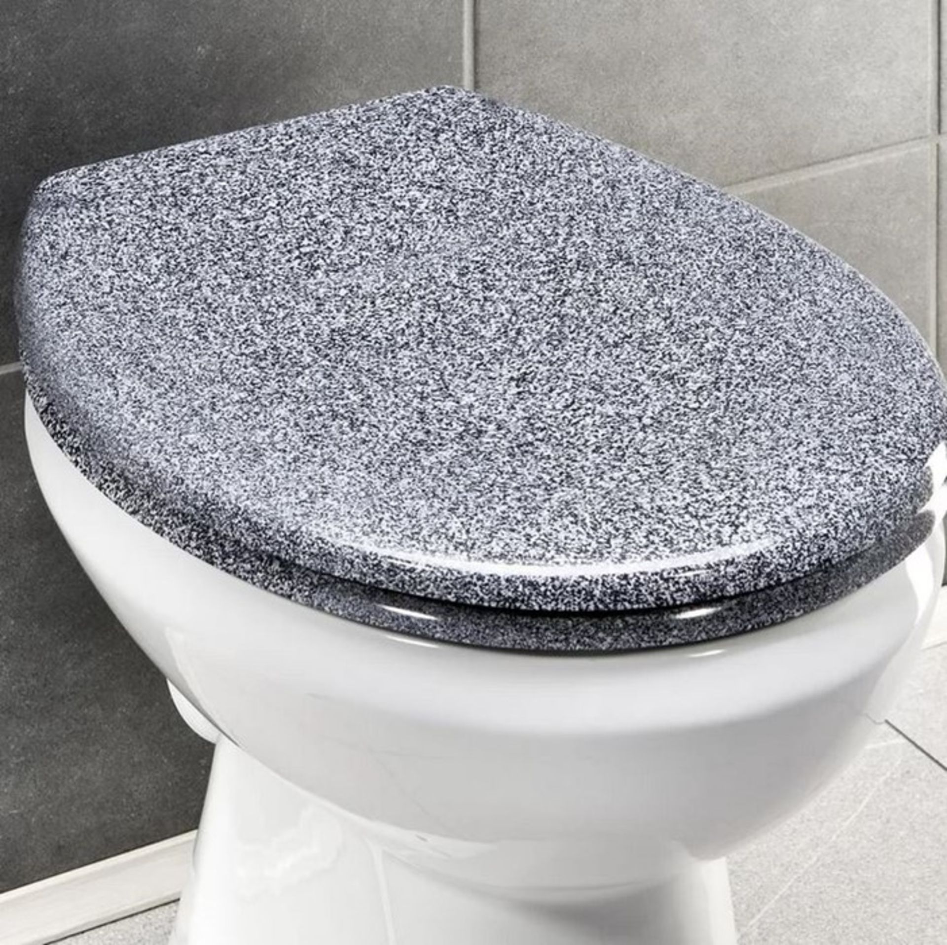 BELFRY BATHROOM KHOURY ELONGATED TOILET SEAT