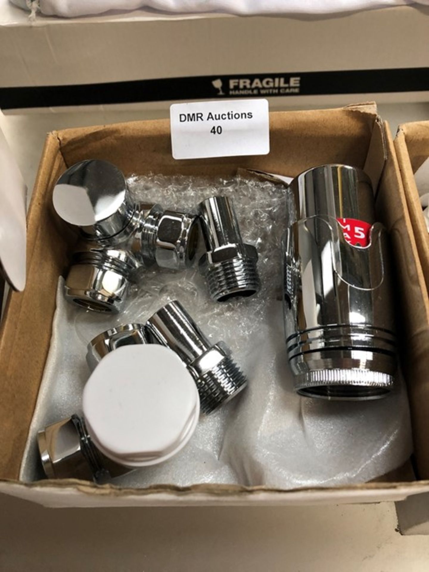 2 X PAIR OF THERMOSTATIC RADIATOR VALVES