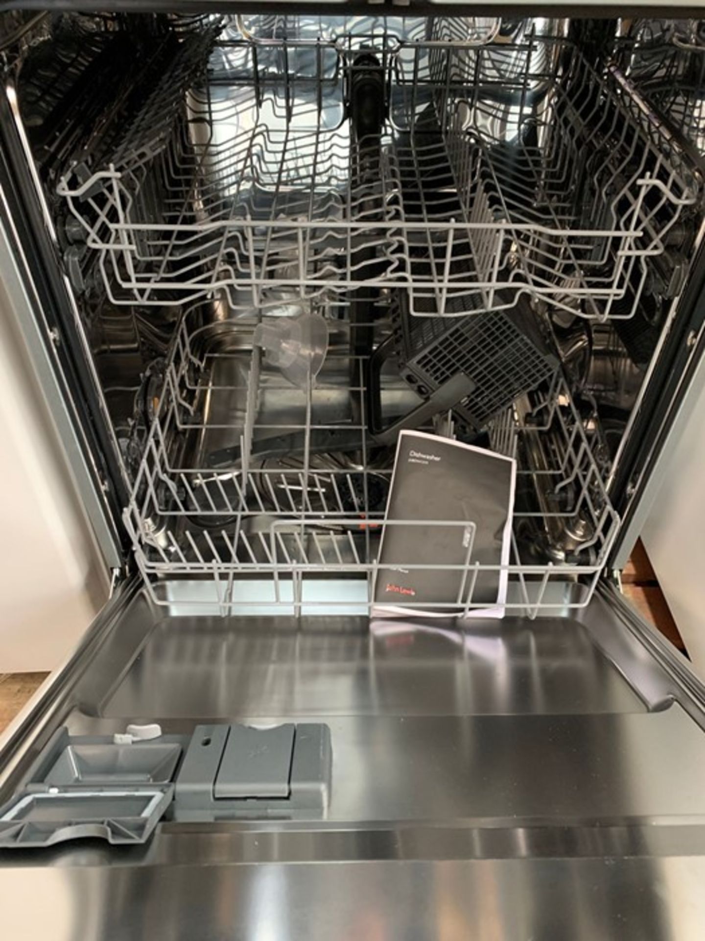 JOHN LEWIS JLBIDW1319 INTEGTRATED DISHWASHER - Image 3 of 3