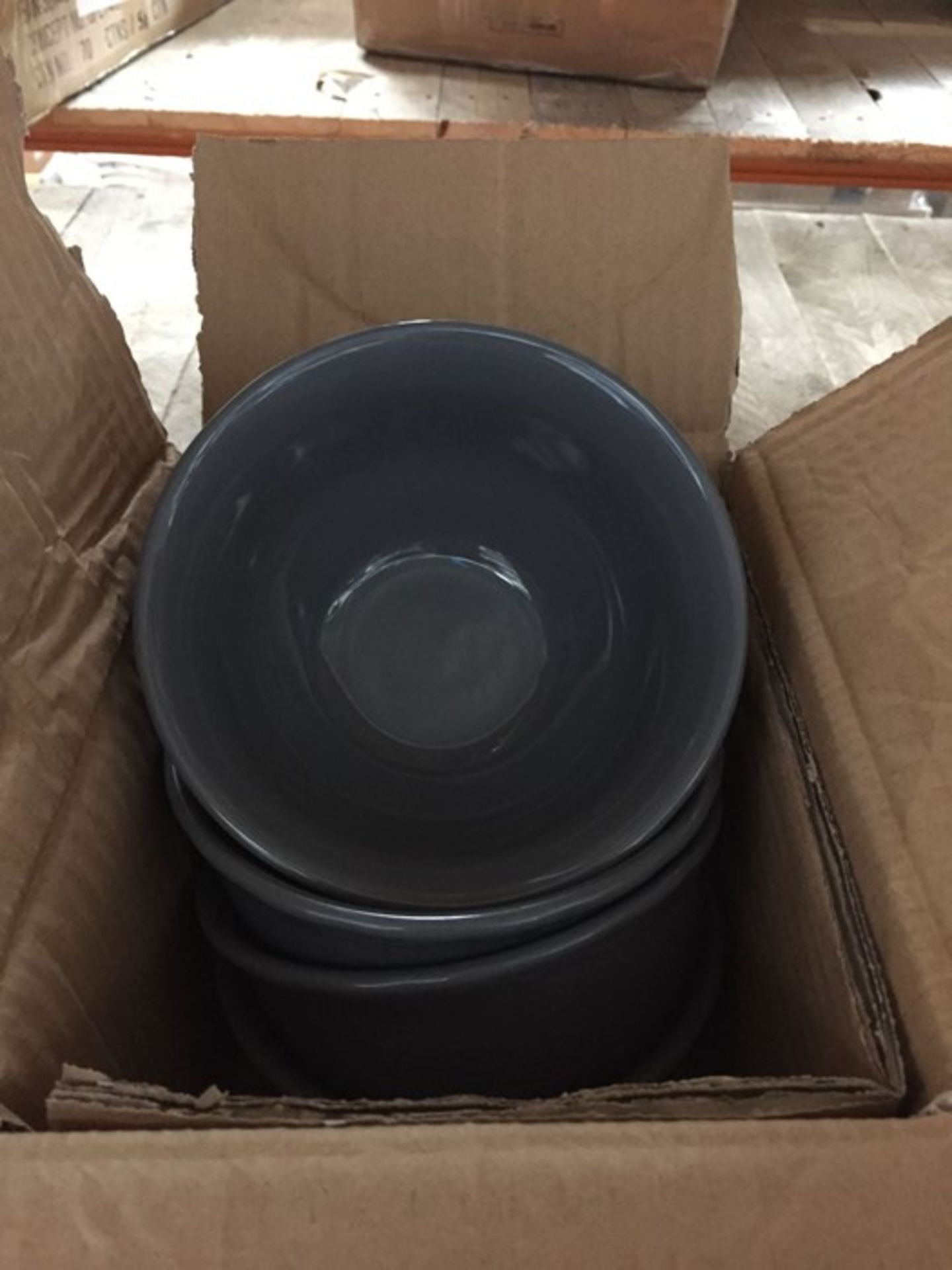 1 LOT TO CONTAIN 4 X GREY CERAMIC BREAKFAST / SOUP BOWLS - BOXED - Image 2 of 2