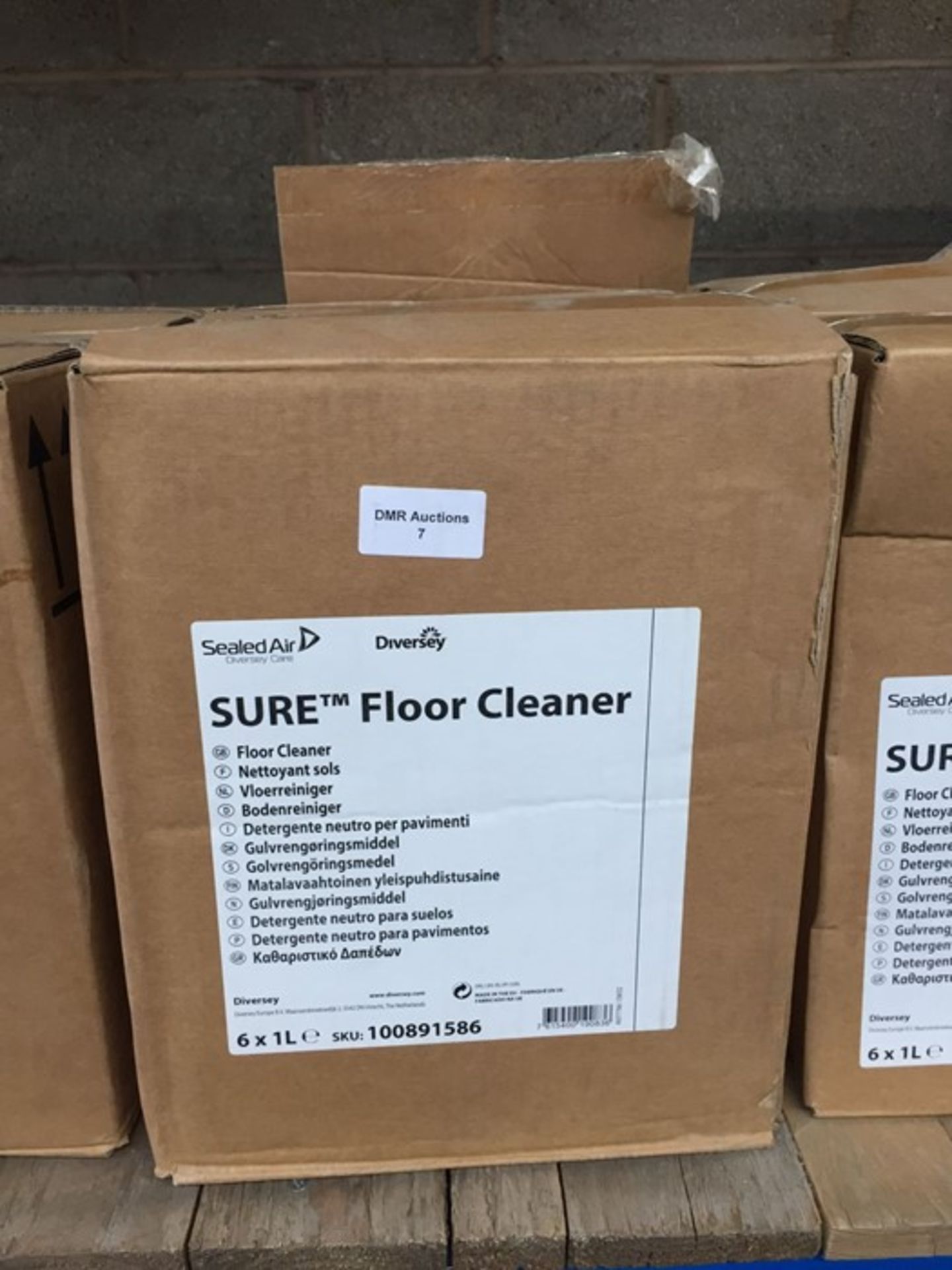 1 LOT TO CONTAIN 3 BOXES OF SURE FLOOR CLEANER - 6 X 1L BOTTLES PER BOX - Image 2 of 2