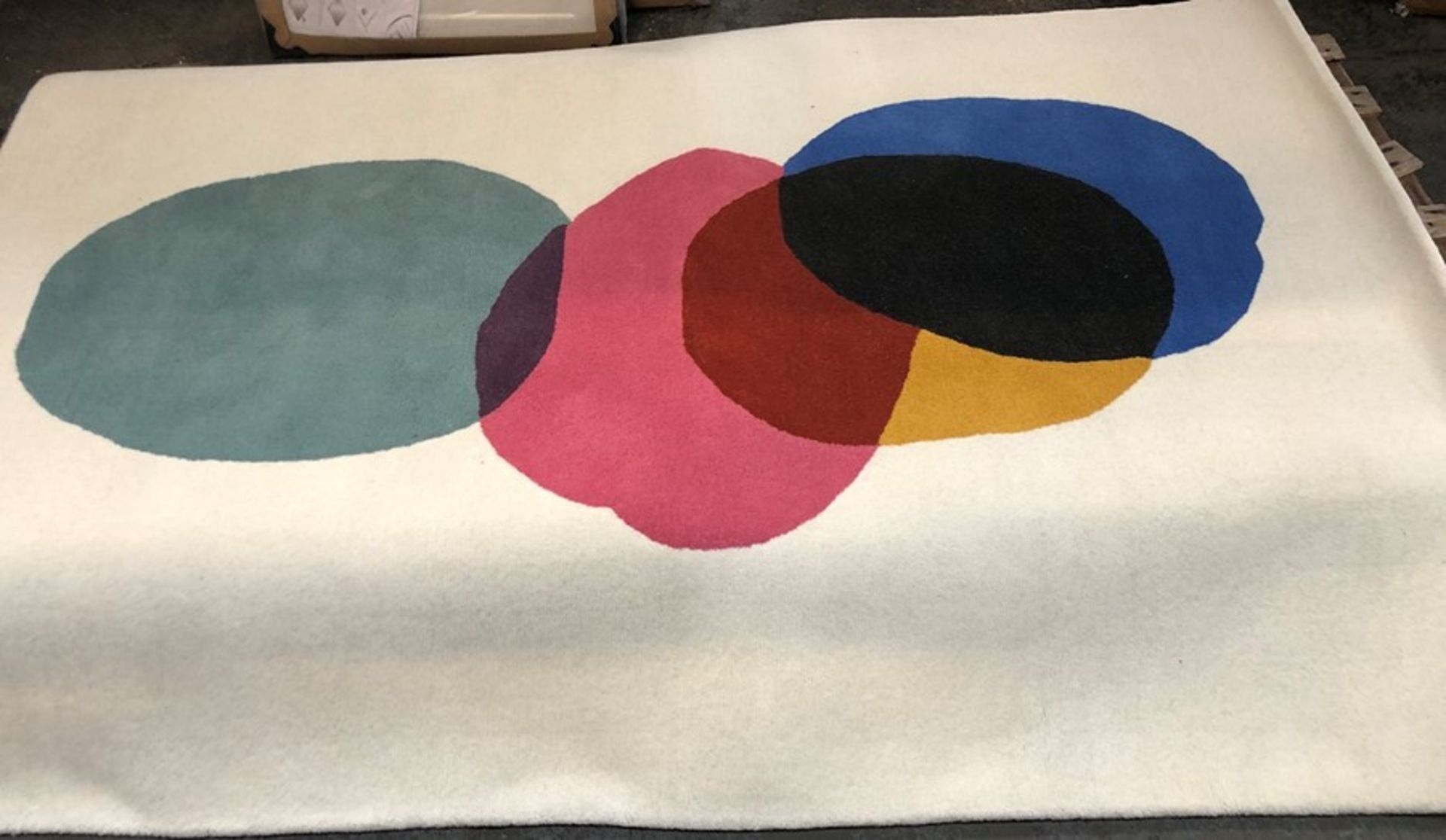 LA REDOUTE INALUXE TRANSMISSION RUG / SIZE: 150 X 230CM