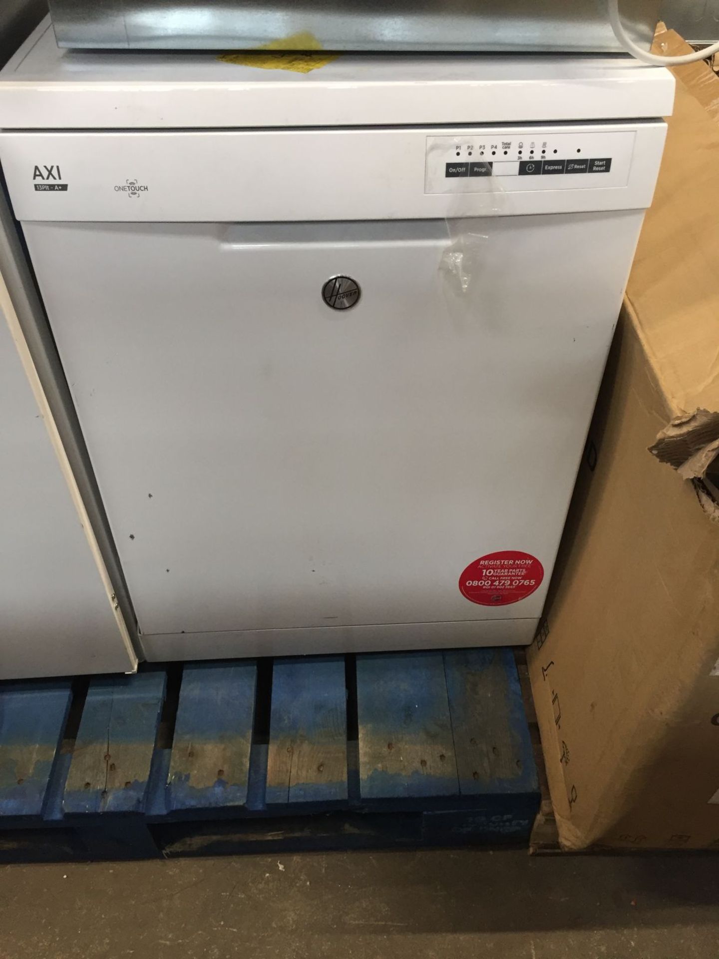 1 LOT TO CONTAIN AN UNTESTED HOOVER HDYN1L390OW-80 DISHWASHER / RRP £229.00 / ITEM APPEARS UNUSED,