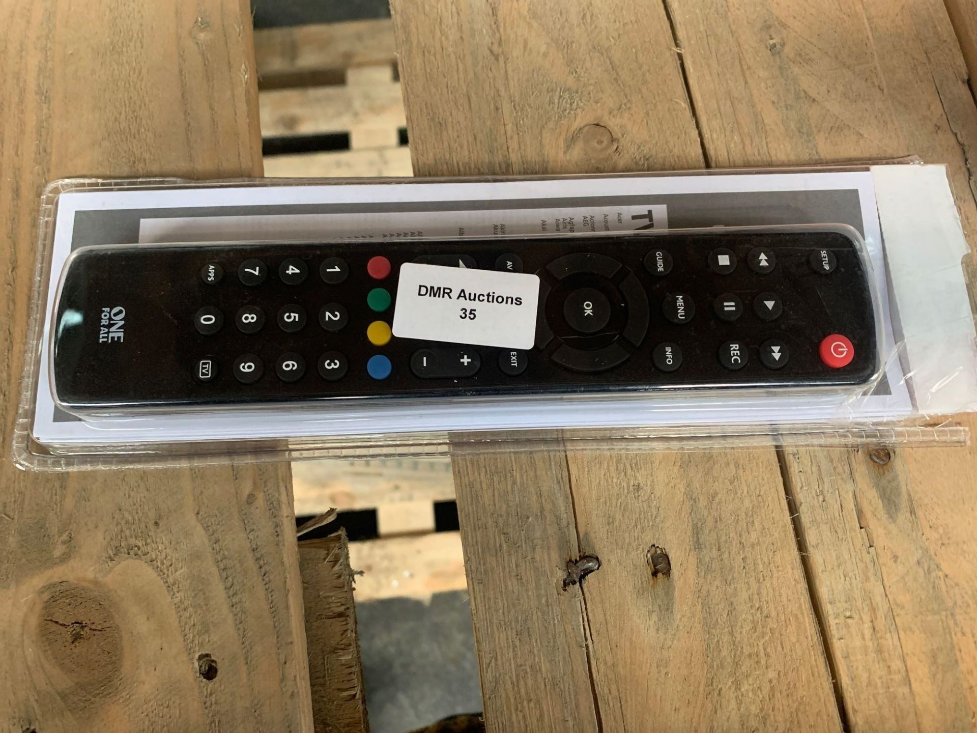 1 LOT TO CONTAIN 1 UNIVERSAL TV REMOTE (THIS ITEM IS AN UNTESTED CUSTOMER RETURN. PUBLIC VIEWING