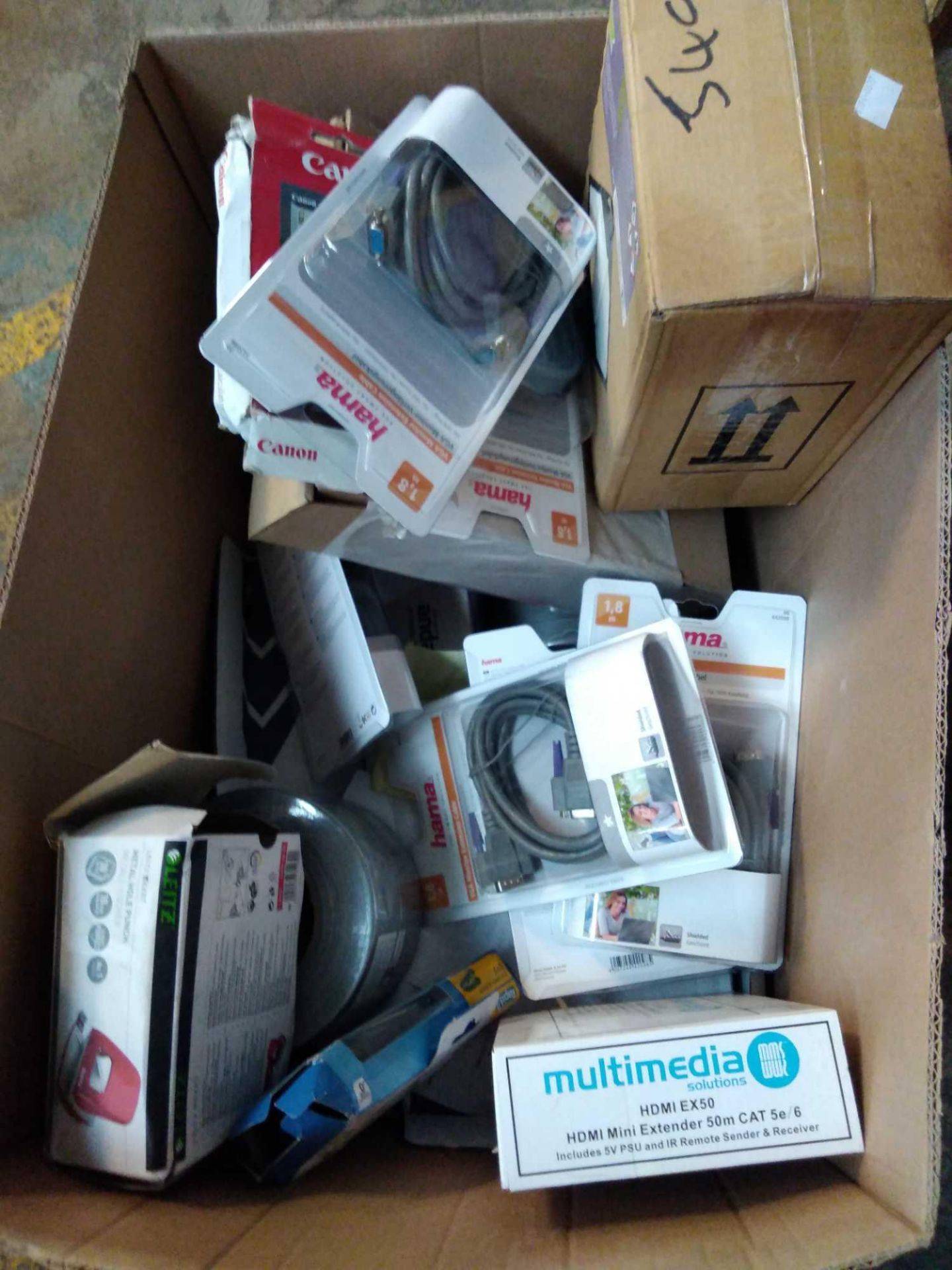 1 LOT TO CONTAIN 1 BOX OF ASSORTED ITEMS TO INCLUDE 6 X PC VGA CABLES, HDMI EXTENDER, CHEMICALS