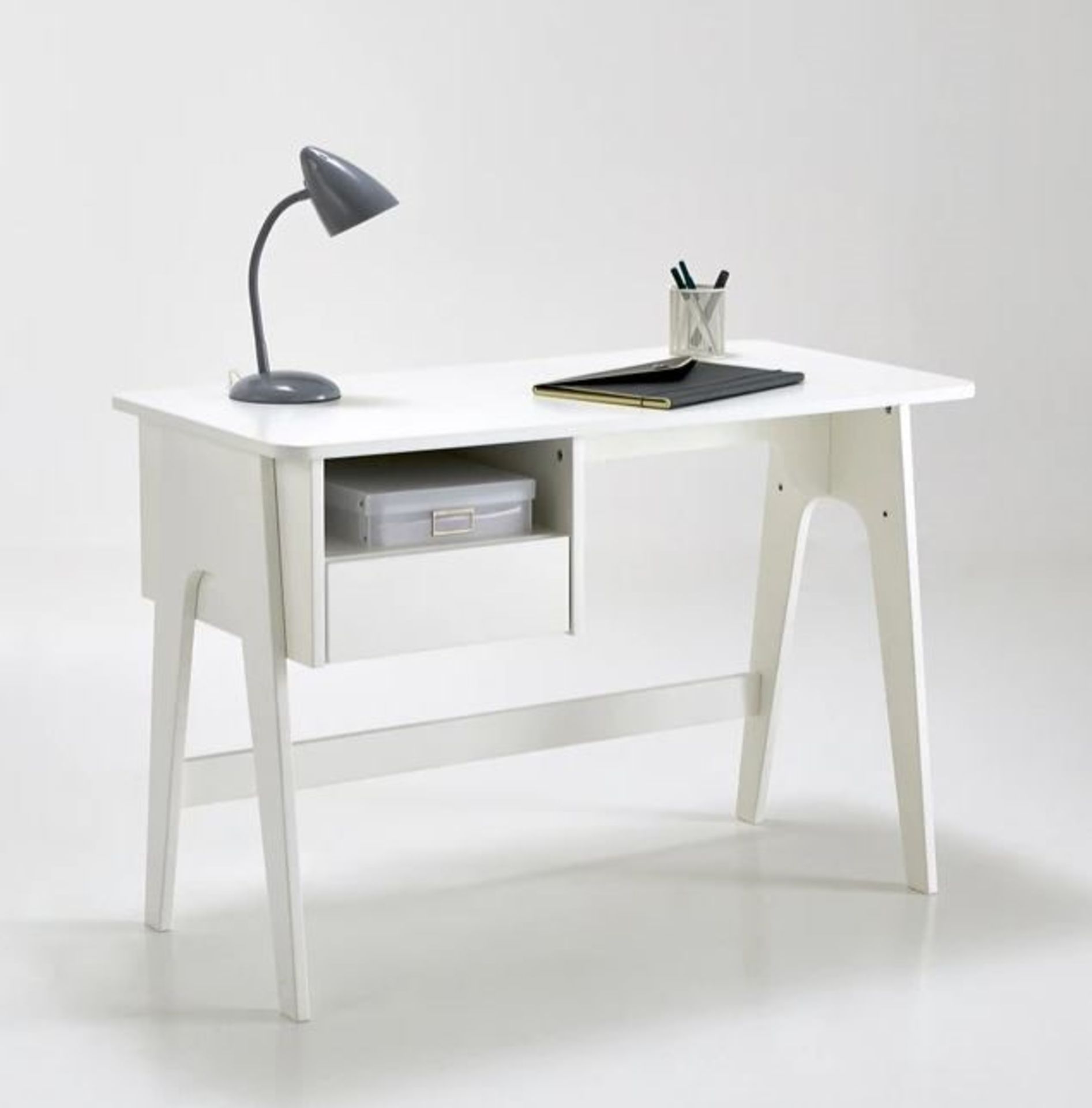 LA REDOUTE ADIL VINTAGE STYLE CHILD'S DESK - WHITE