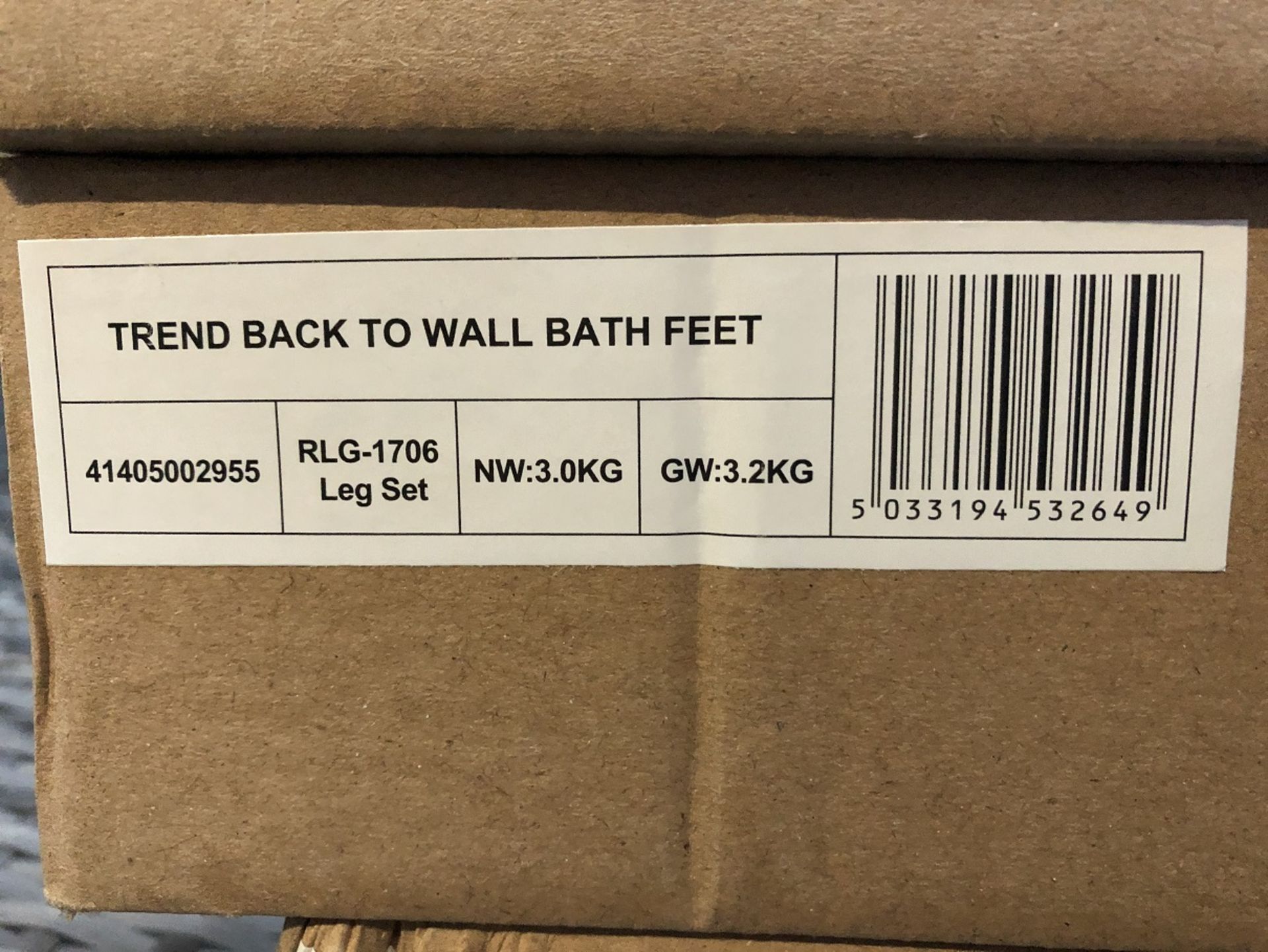 3 X TREND BACK TO WALL BATH FEET SETS - Image 2 of 2