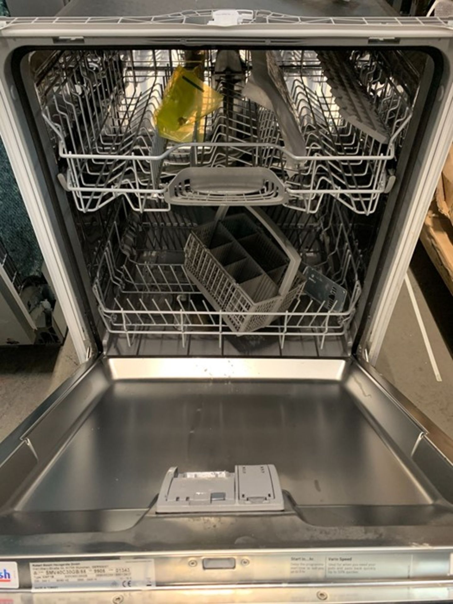 BOSCH SMV40C30GB INTEGRATED DISHWASHER - Image 2 of 2