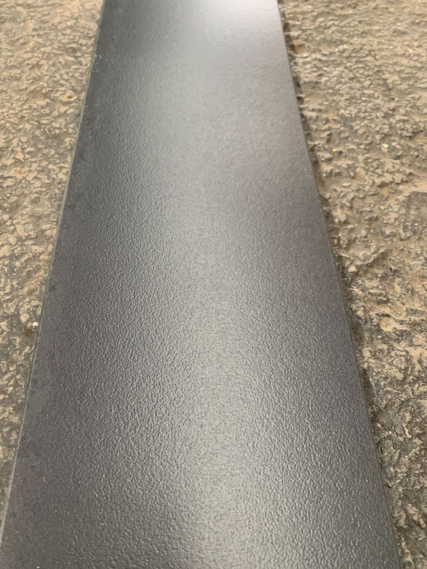 AMTICO SIGNATURE FLOORING 'GRAPHITE SLATE' VINYL FLOORING