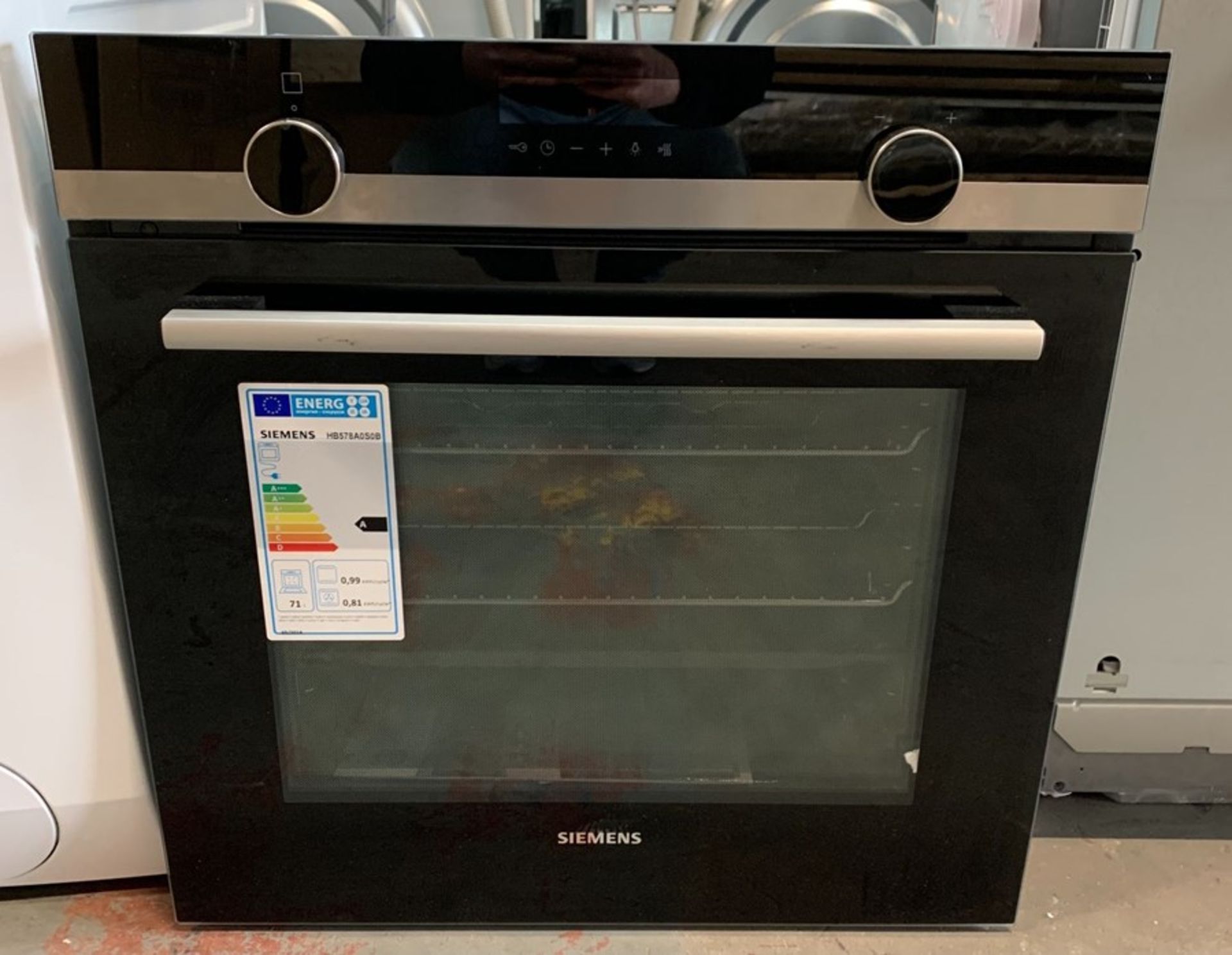 SIEMENS HB578AOSOB BUILT-IN SINGLE OVEN - STAINLESS STEEL