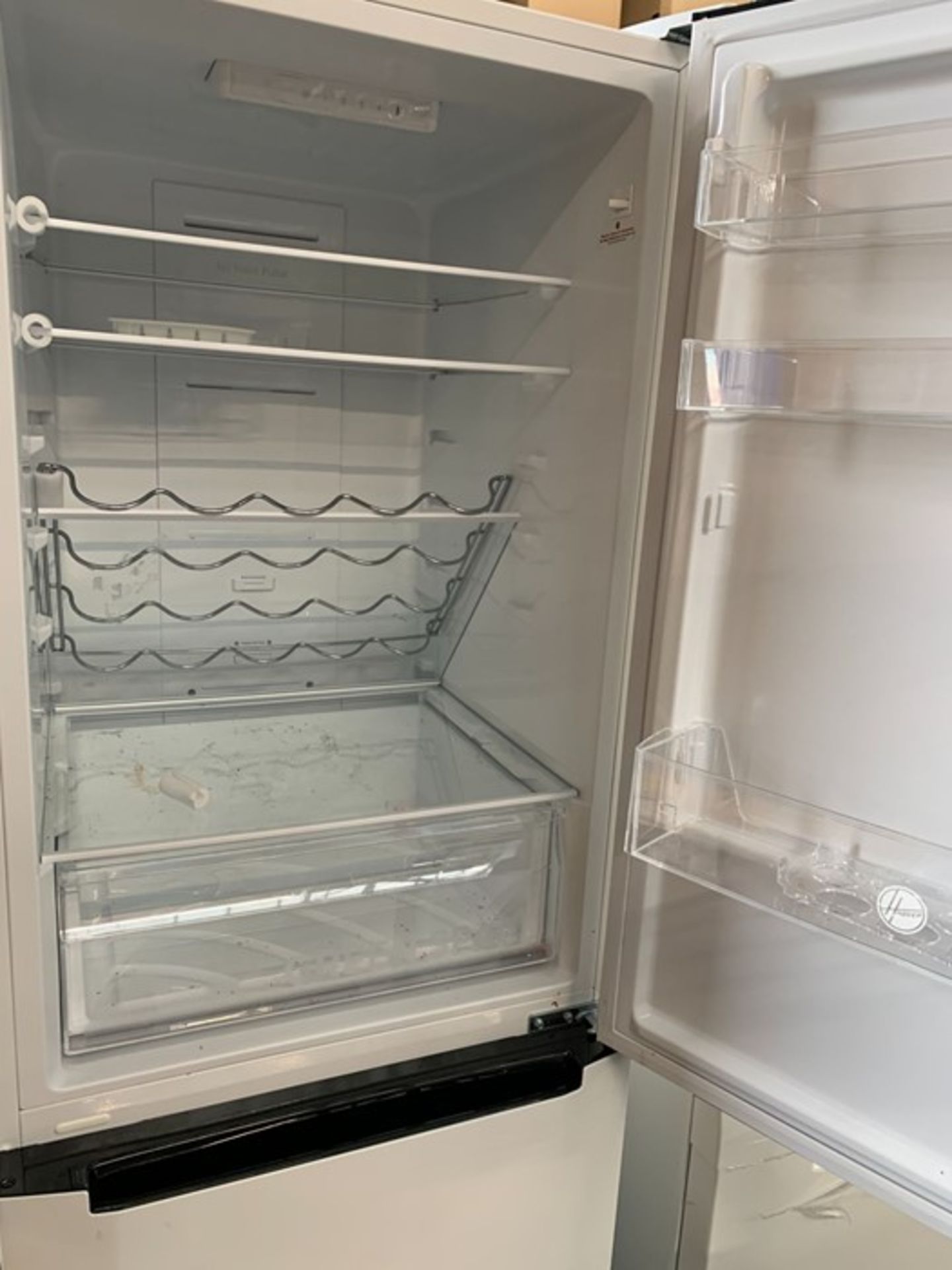 HOOVER HMNB 6182WK FRIDGE FREEZER - Image 3 of 4