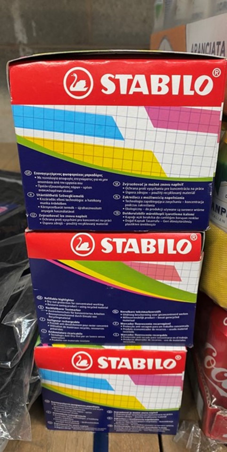 1 LOT TO CONTAIN 3 BOXES OF STABILO MIXED HIGHLIGHTERS, 30 HIGHLIGHTERS PER BOX