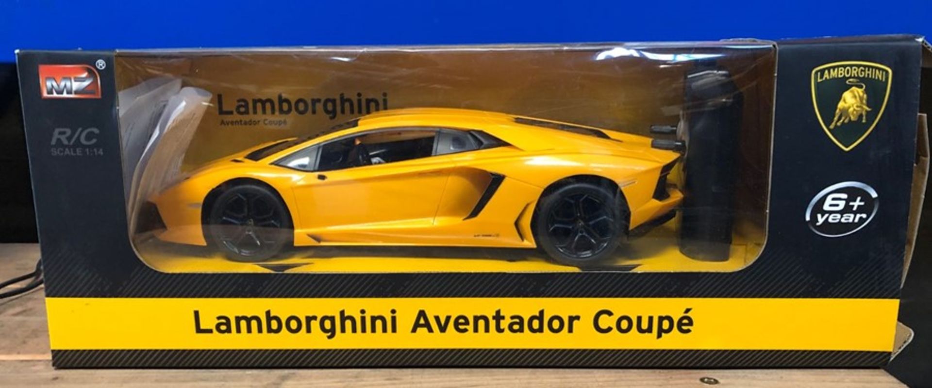 2 X LAMBORGHINI AVENTADOR COUPE RC CARS / COMBINED RRP £50.00 / UNTESTED CUSTOMER RETURNS