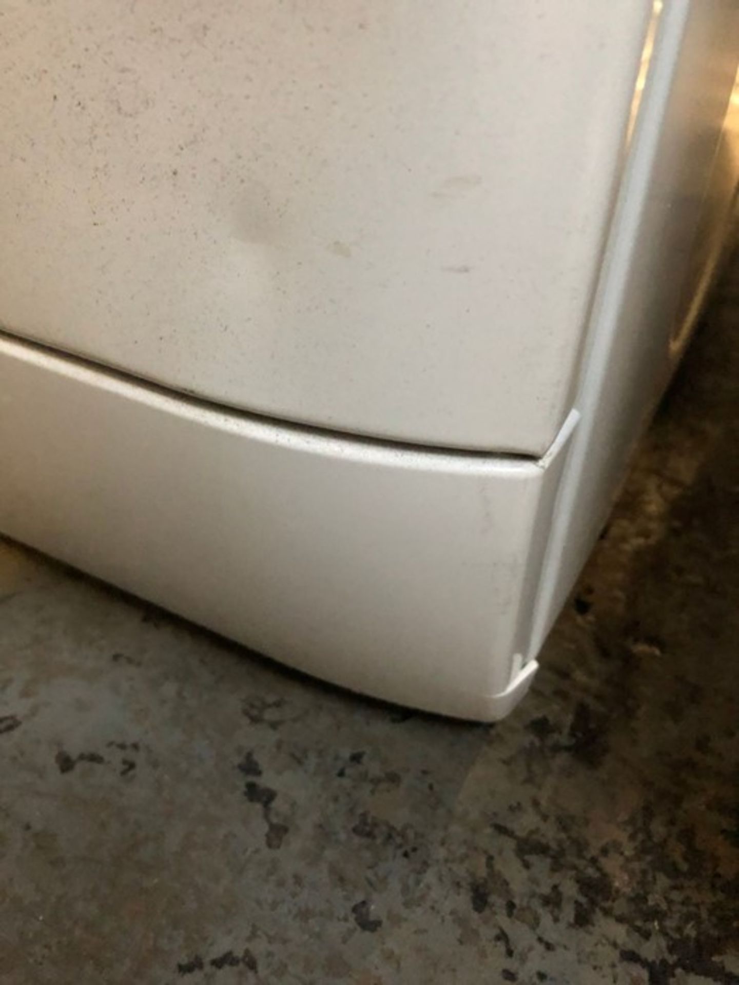 HOTPOINT VENTED TUMBLE DRYER - FETV60CP / RRP £209.99 / UNTESTED, UNUSED. COSMETIC DAMAGE, ONE - Image 3 of 5