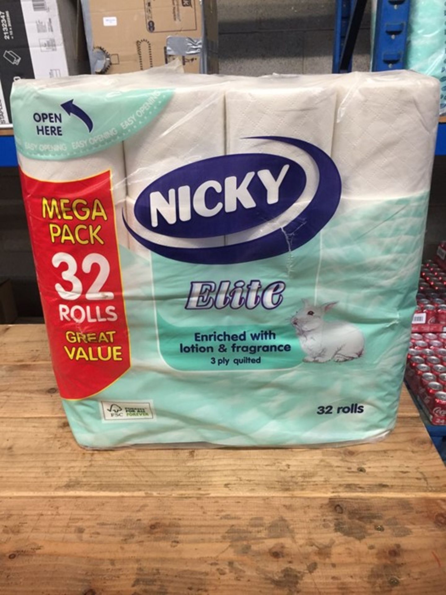 1 LOT TO CONTAIN A PACK OF 32 X NICKY ELITE TOILET ROLLS - L3