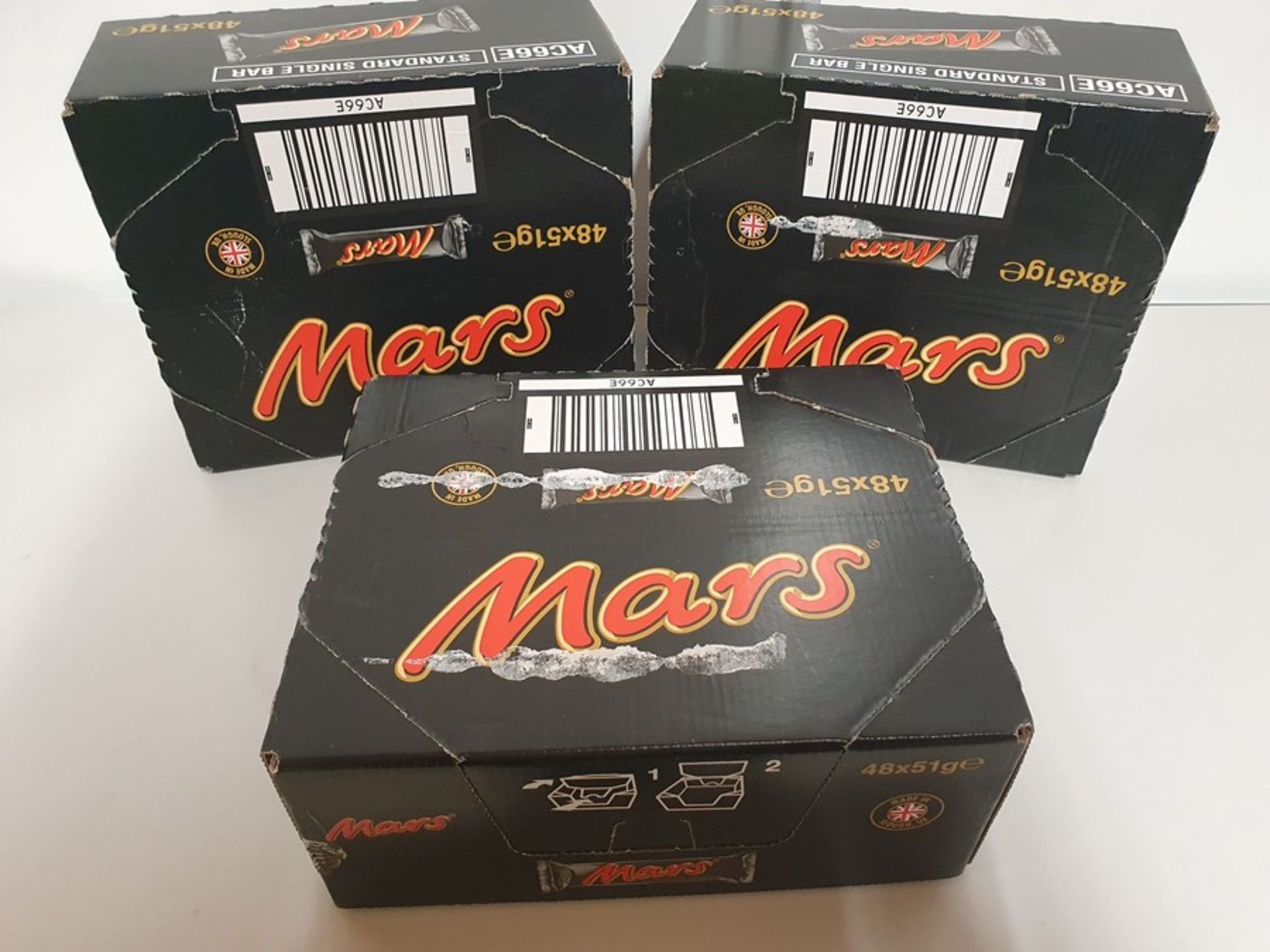 ONE LOT TO CONTAIN THREE UNOPENED BOXES OF MARS BARS. EACH BOX CONTAINS 48 BARS, 144 BARS PER LOT.