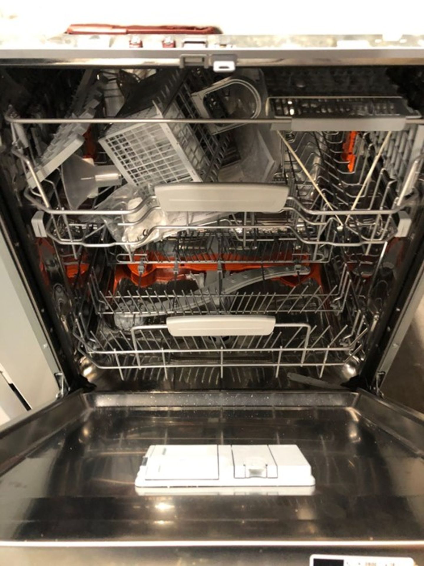 HOTPOINT HIO3C22WSC INTEGRATED DISHWASHER - Image 2 of 4