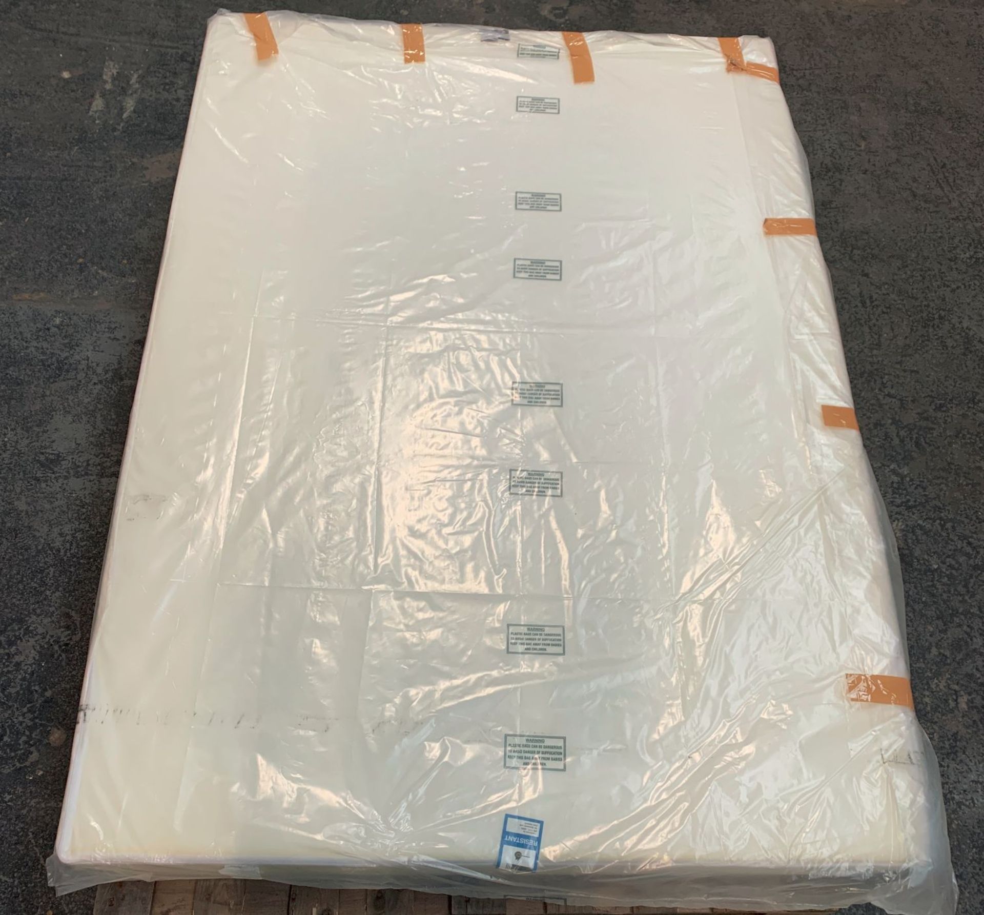 SILENTNIGHT FOAM MATTRESS/ SIZE: SINGLE